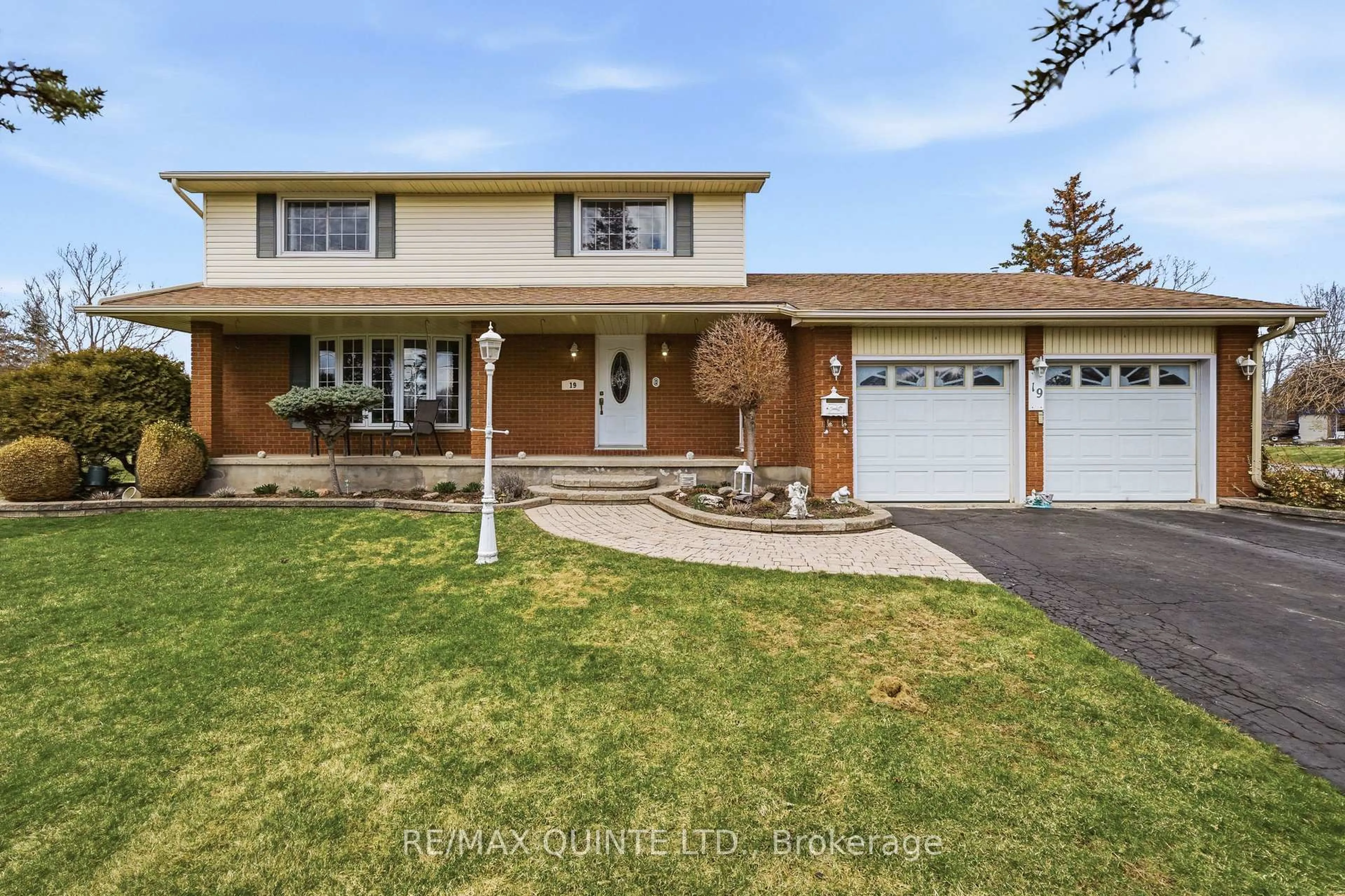 Home with brick exterior material, street for 19 Country Club Dr, Quinte West Ontario K8R 1B4