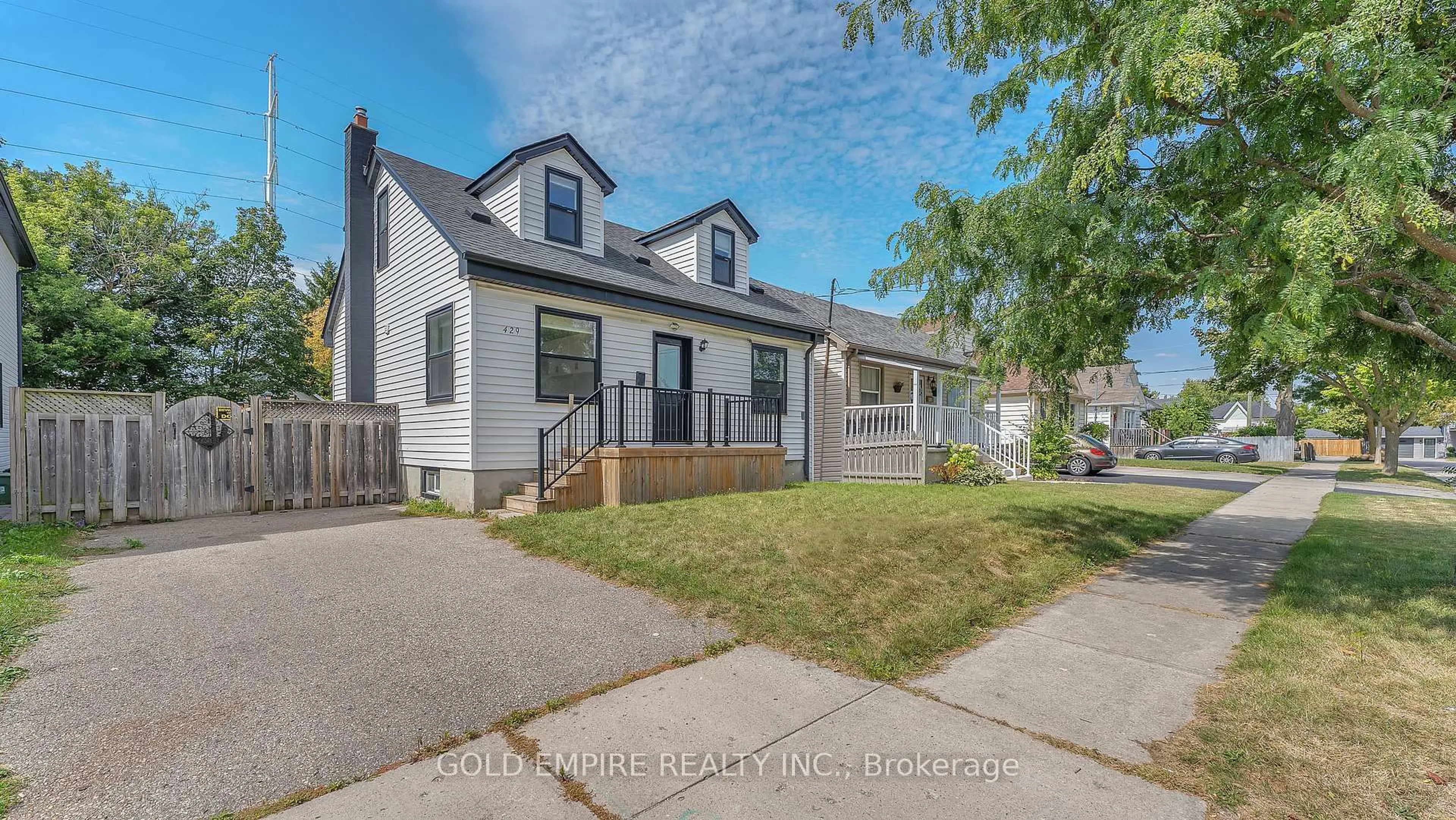 Unknown for 429 Saul St, London East Ontario N5W 4T4