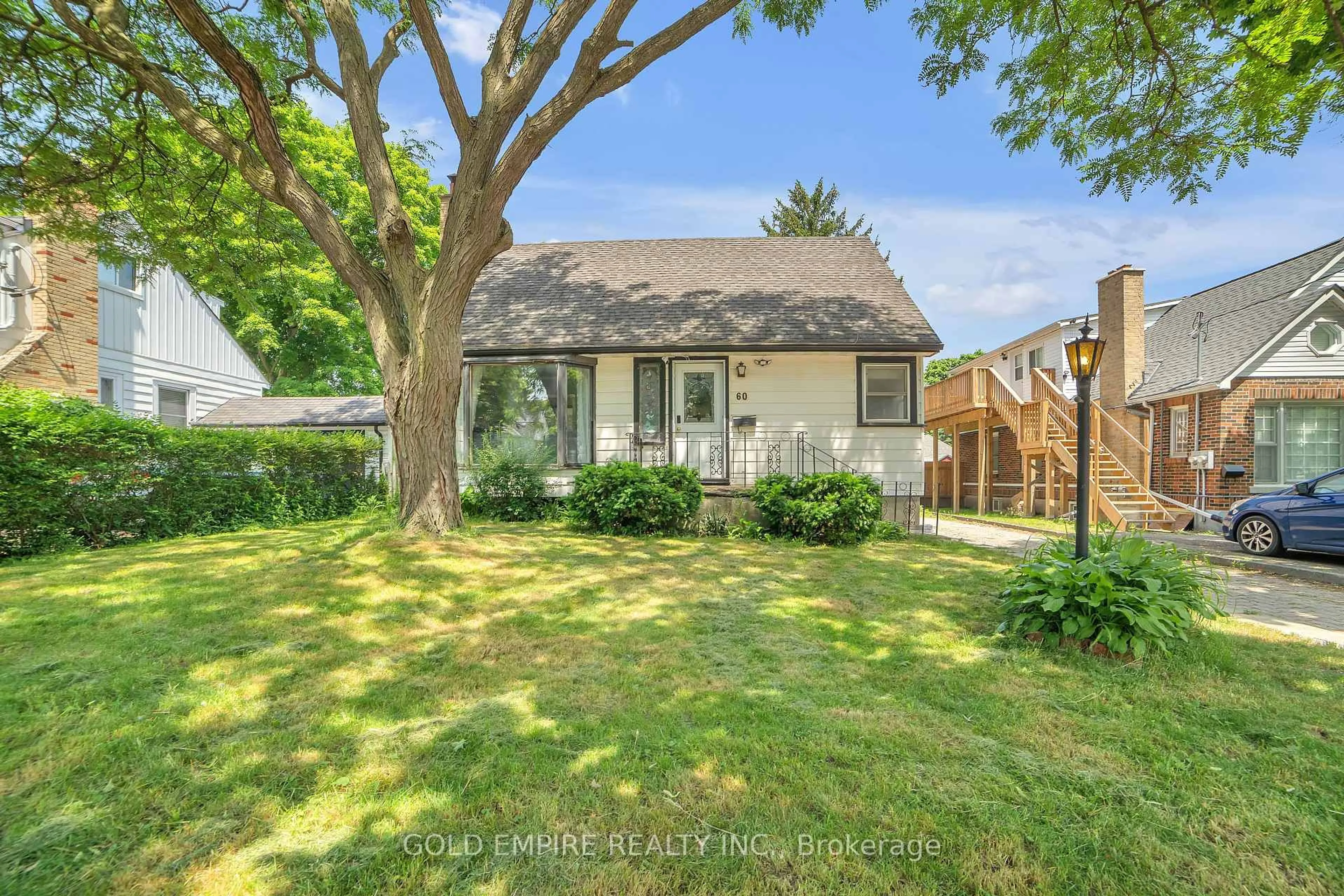 A pic from outside/outdoor area/front of a property/back of a property/a pic from drone, street for 60 Eastman Ave, London East Ontario N5W 2M4