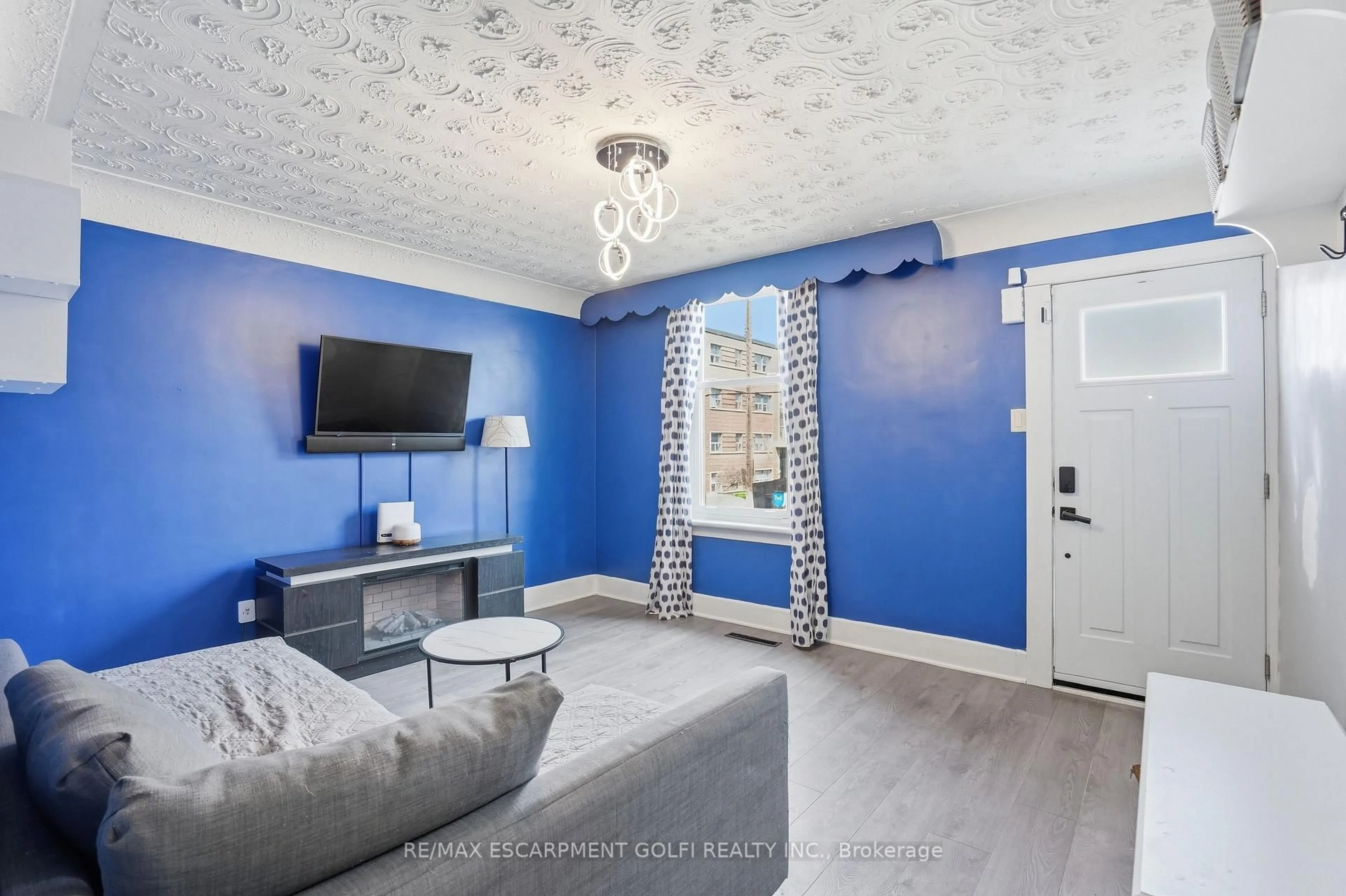 Unknown for 172 Stinson St, Hamilton Ontario L8N 1S9