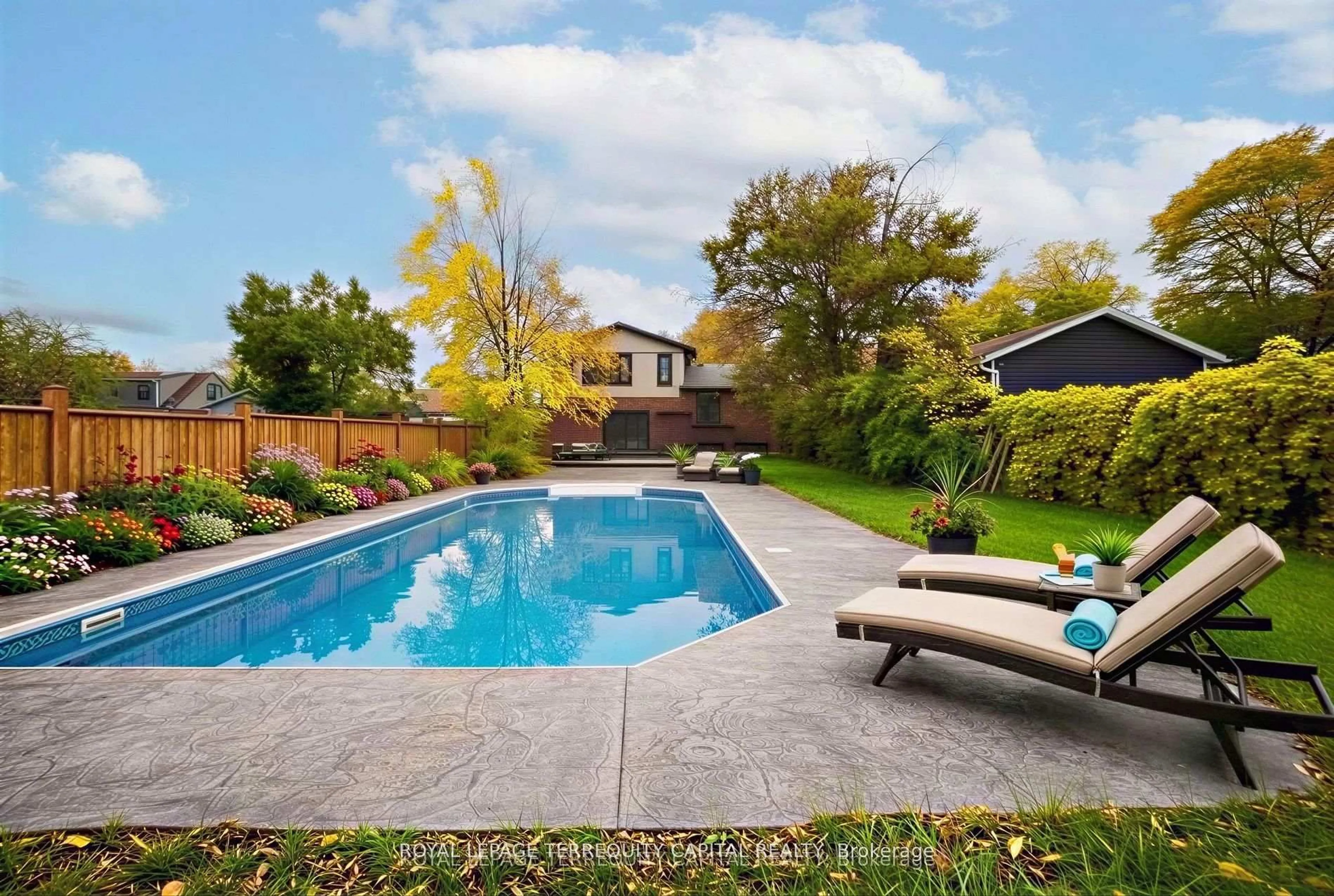 Pool for 6015 Church's Lane, Niagara Falls Ontario L2J 1Y9