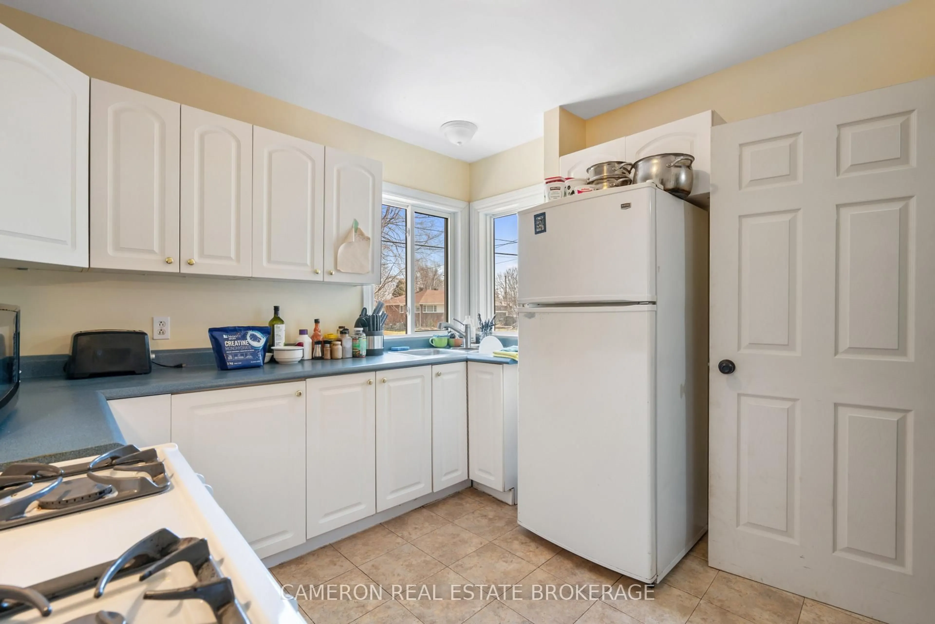 Standard kitchen, ceramic/tile floor for 310 Westmoreland Ave, Cornwall Ontario K6J 2G9