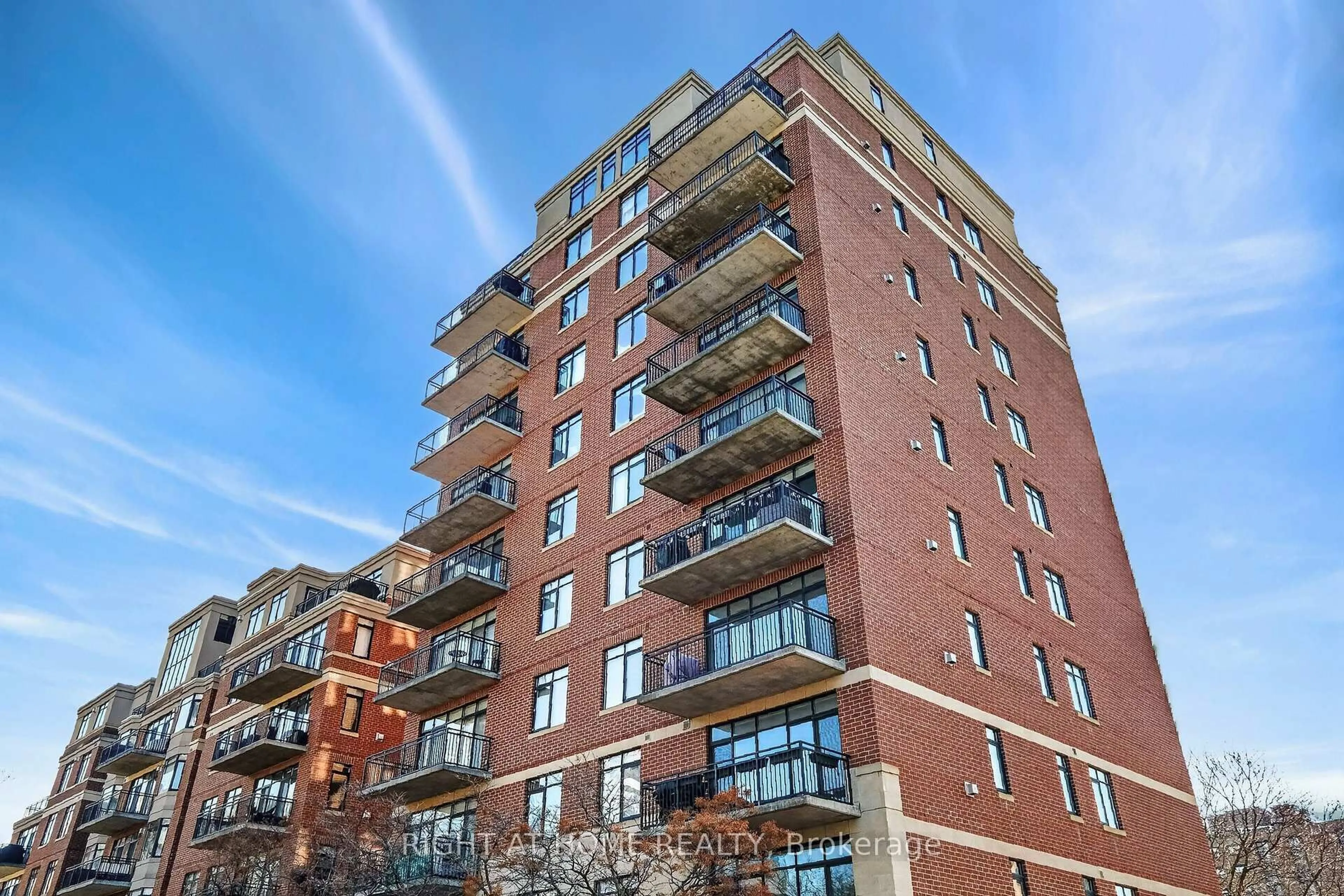 Home with brick exterior material, building for 374 Cooper St #901, Ottawa Ontario K2P 2P4