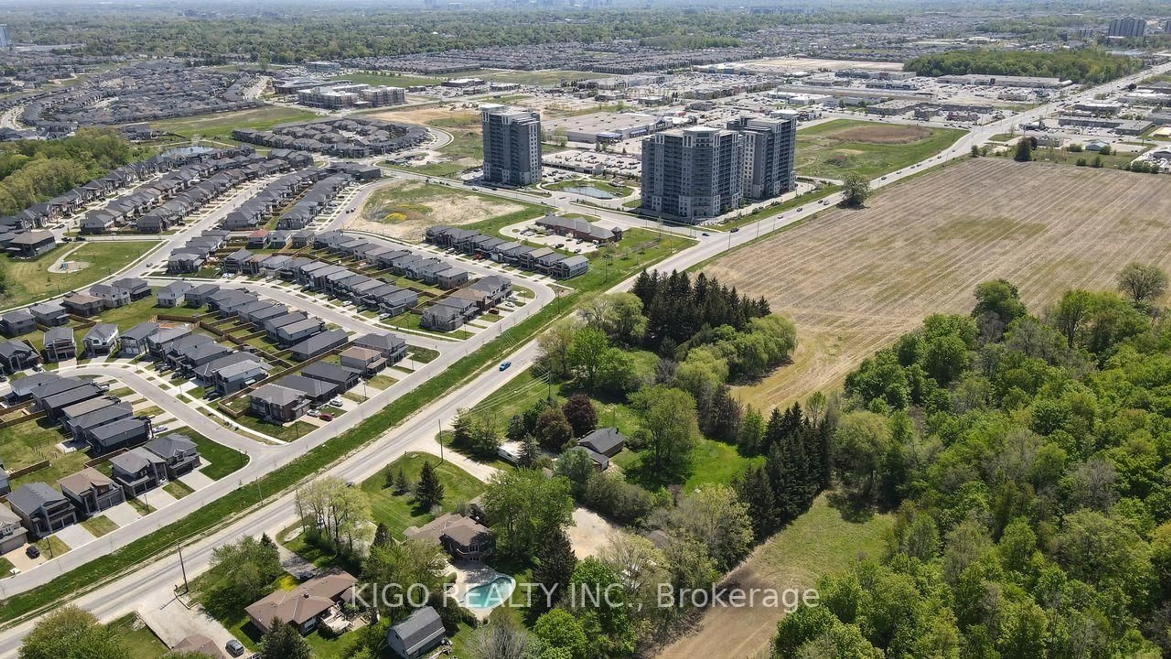 A pic from outside/outdoor area/front of a property/back of a property/a pic from drone, unknown for 2320 HYDE PARK Rd, London North Ontario N6H 5K2