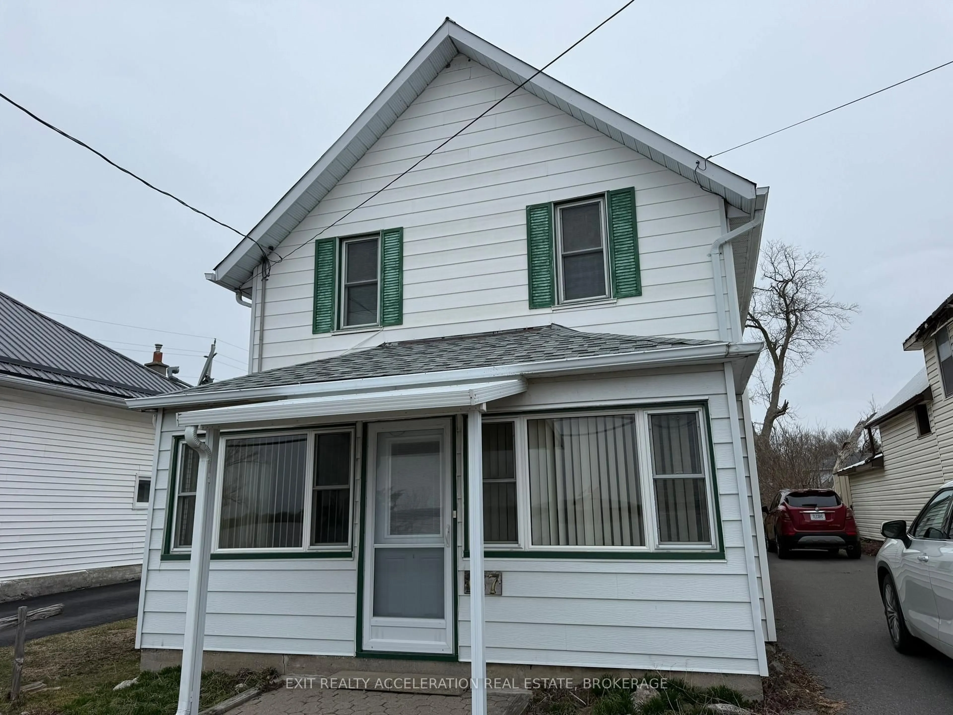 Home with vinyl exterior material, street for 167 Main St, Deseronto Ontario K0K 1X0