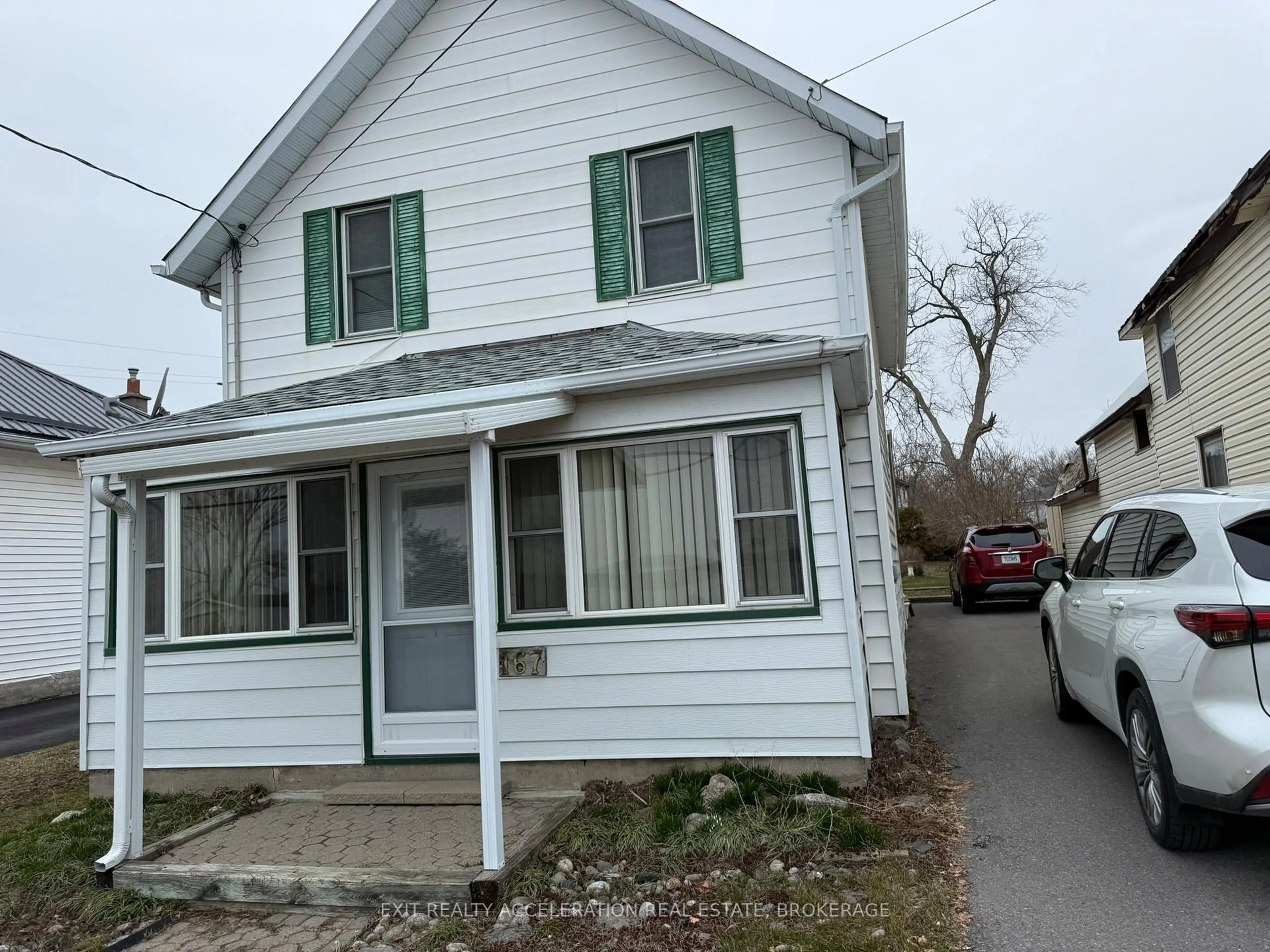 Home with vinyl exterior material, street for 167 Main St, Deseronto Ontario K0K 1X0