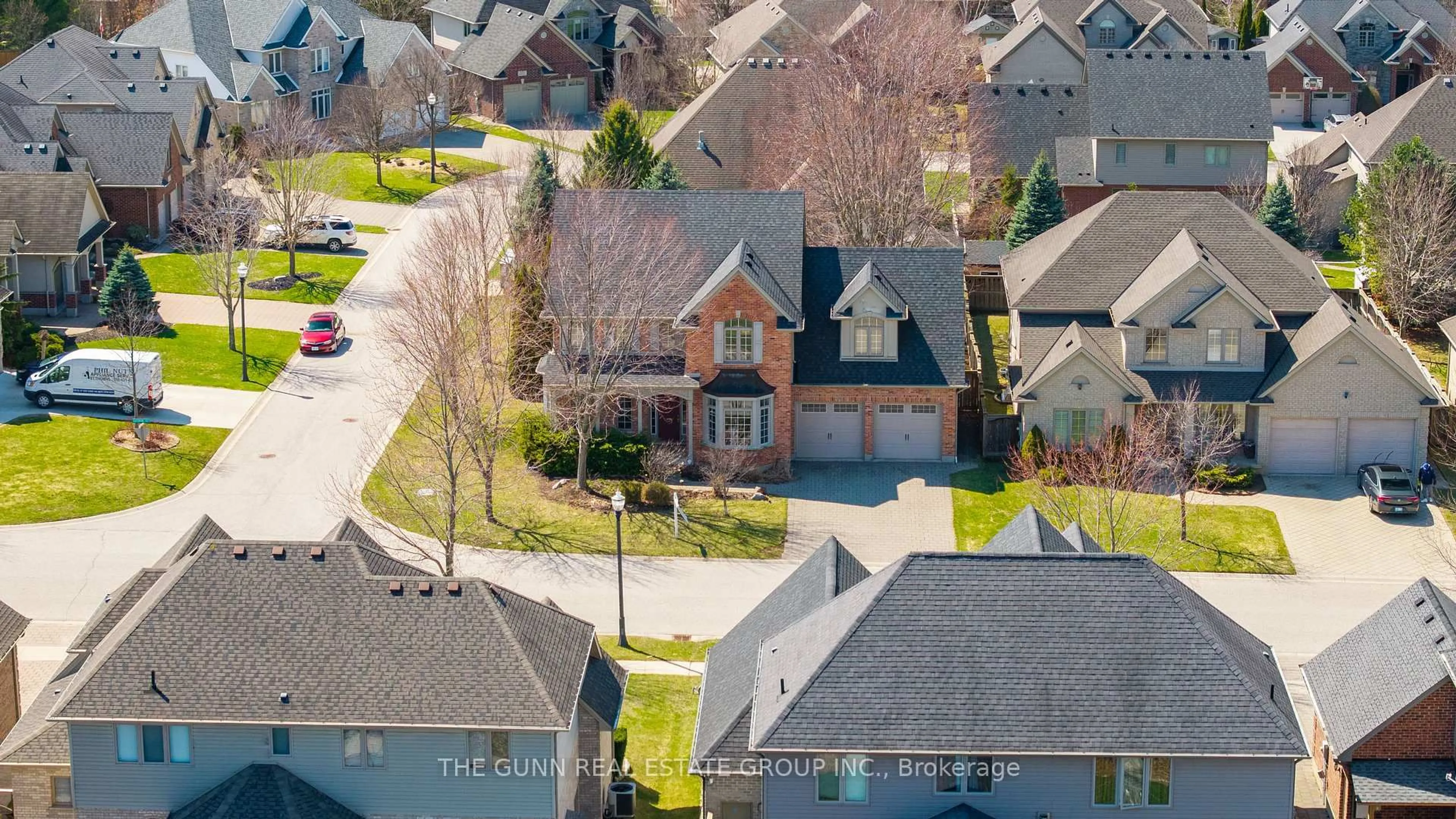 A pic from outside/outdoor area/front of a property/back of a property/a pic from drone, street for 1729 Riverbend Rd, London South Ontario N6K 0A5