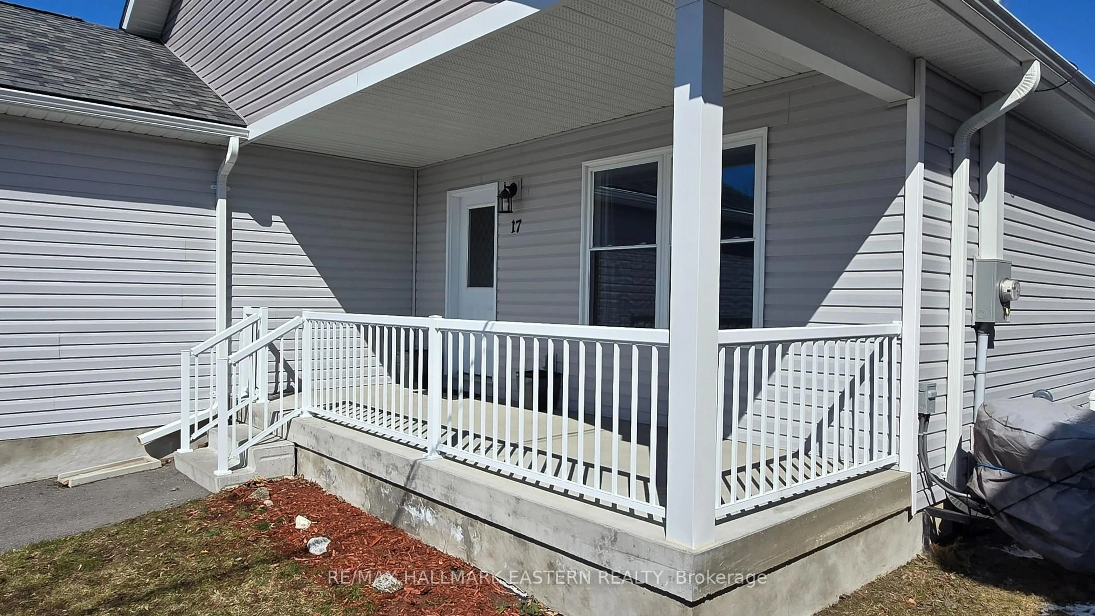 Home with vinyl exterior material, unknown for 17 Mathison St, Havelock-Belmont-Methuen Ontario K0L 1Z0