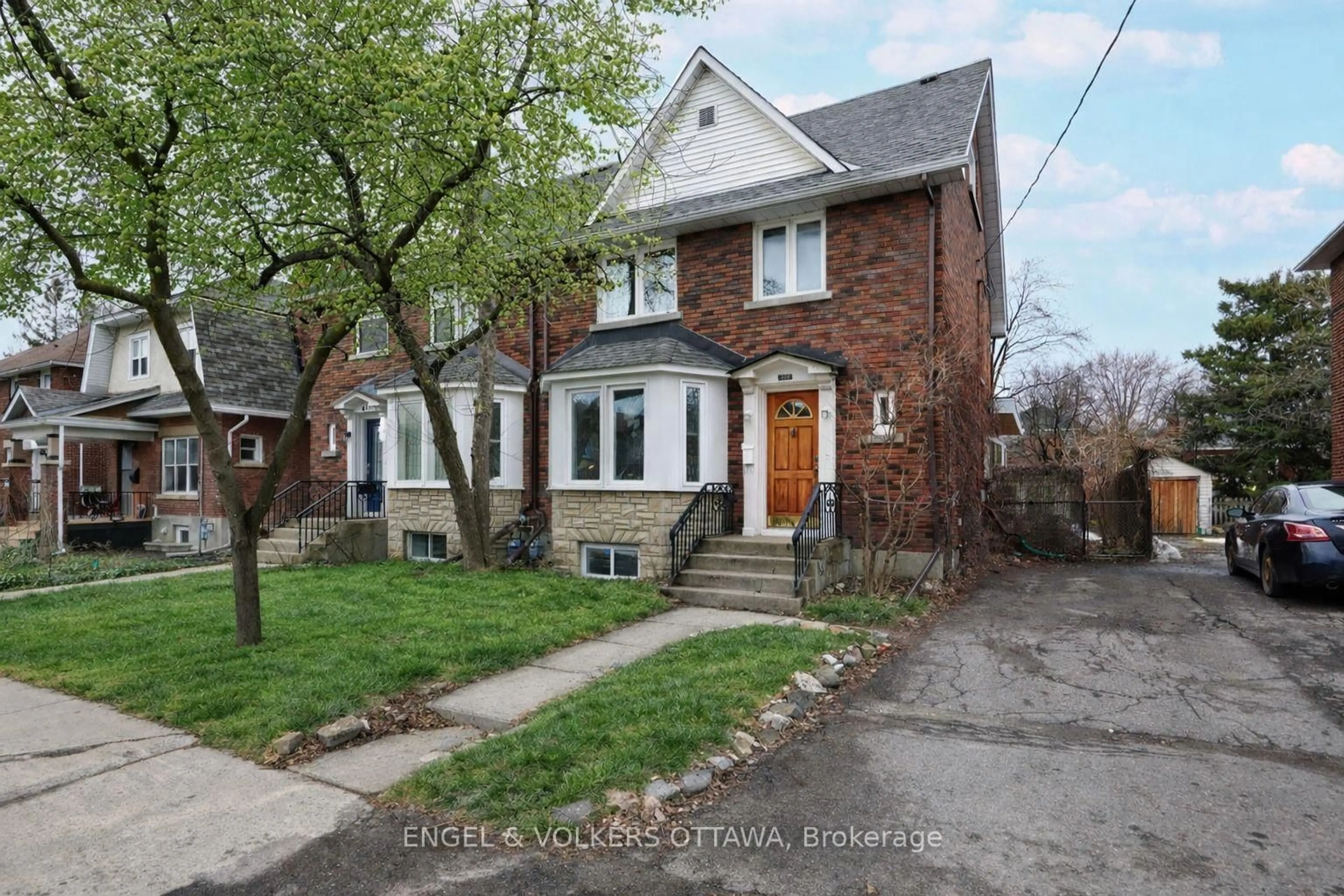 Home with brick exterior material, street for 421 Chapel St, Ottawa Ontario K1N 7Z7