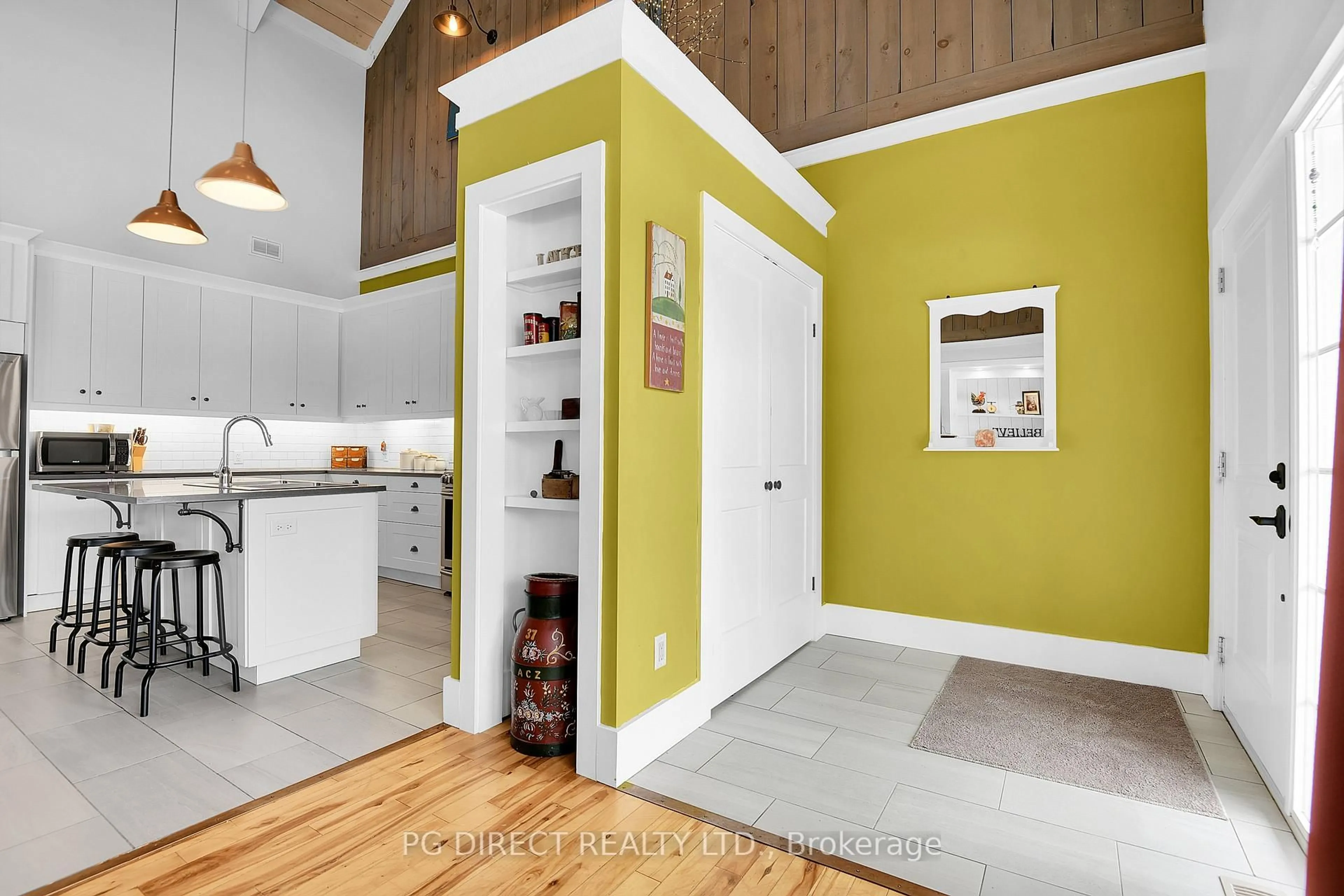 Open concept kitchen, unknown for 366 Bellamy Rd, White Lake Ontario K0A 3L0