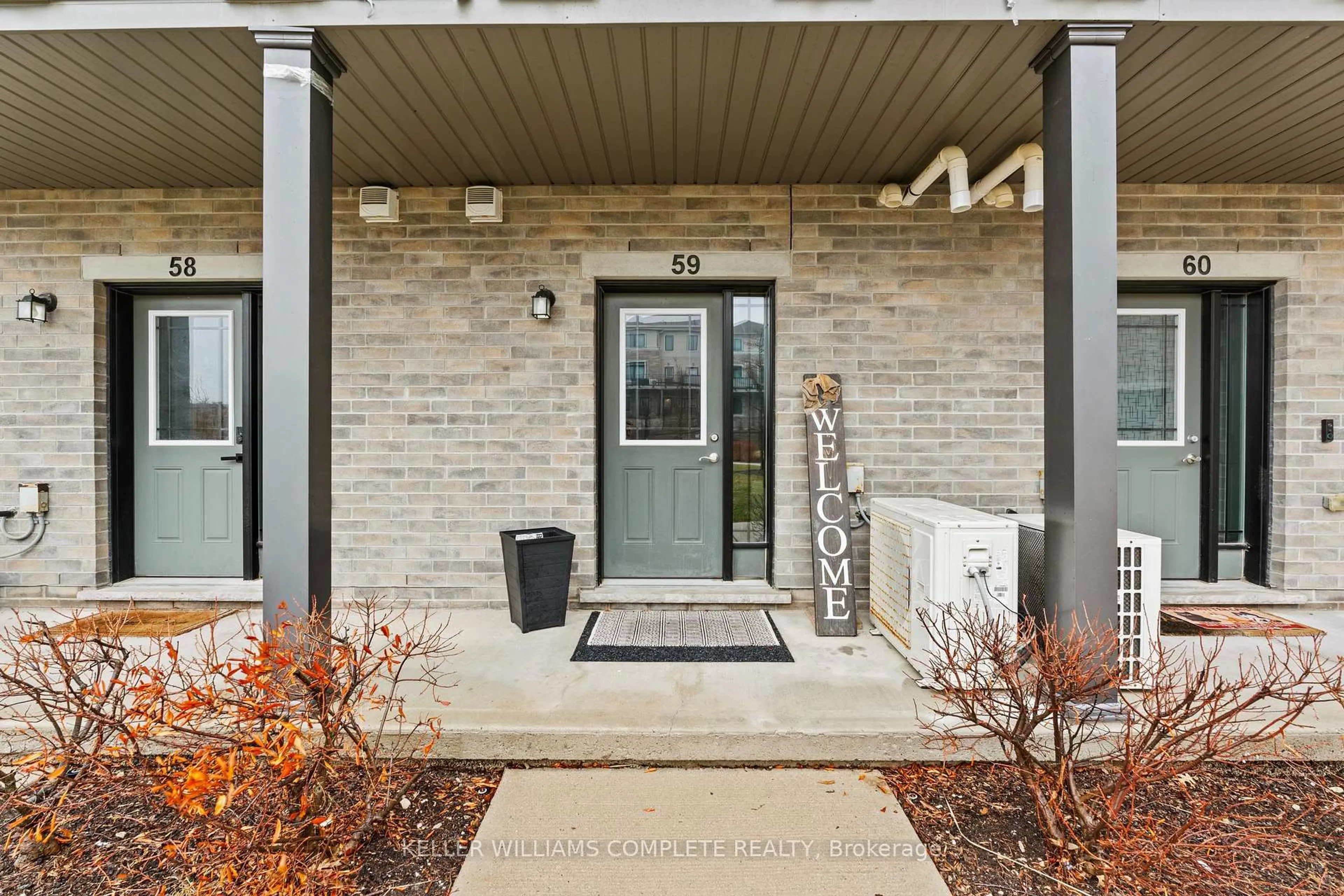 Indoor entryway for 107 WESTRA Dr #59, Guelph/Eramosa Ontario N1K 0A5