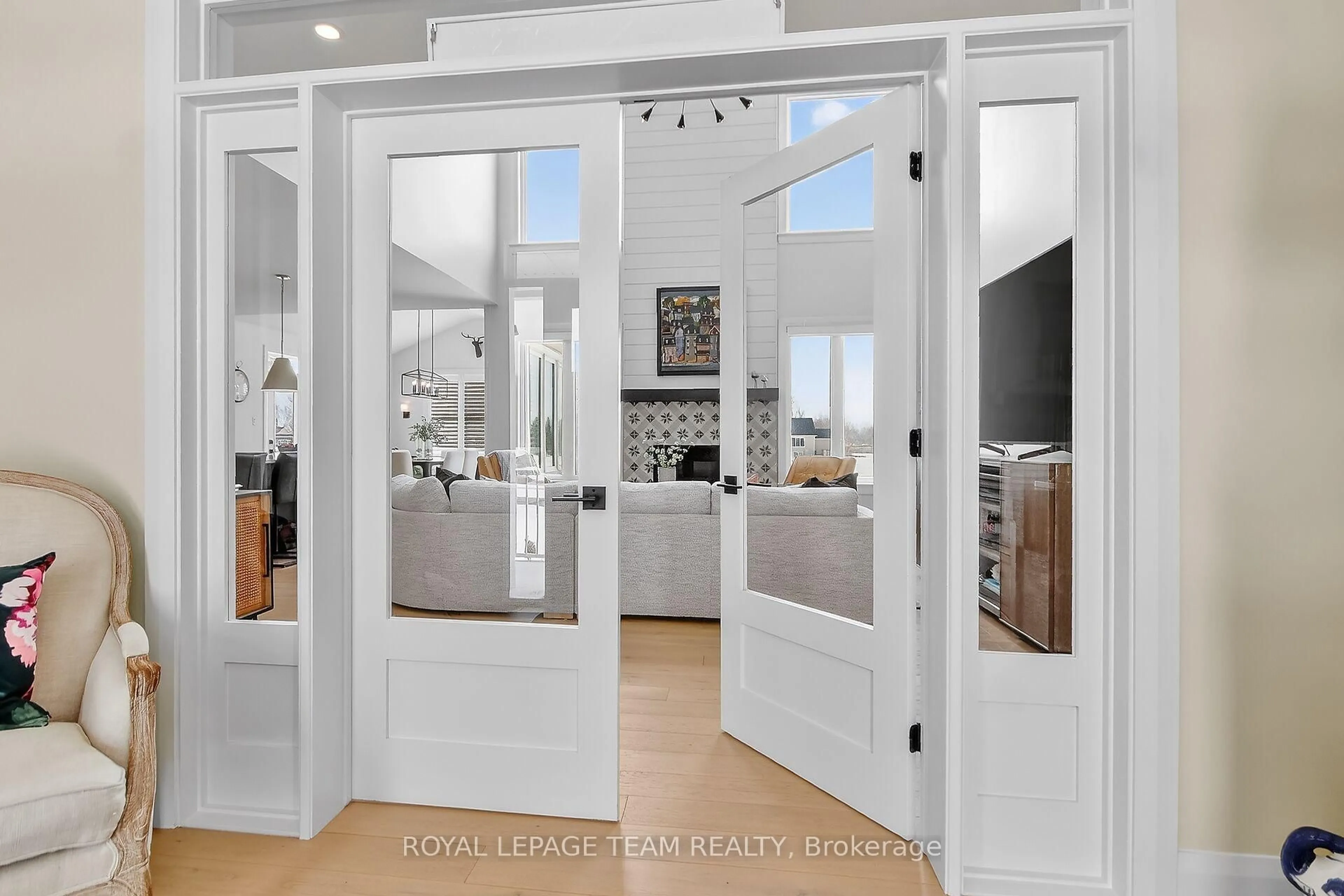 Indoor entryway for 212 Kaswit Dr, Carleton Place Ontario K7C 0C4