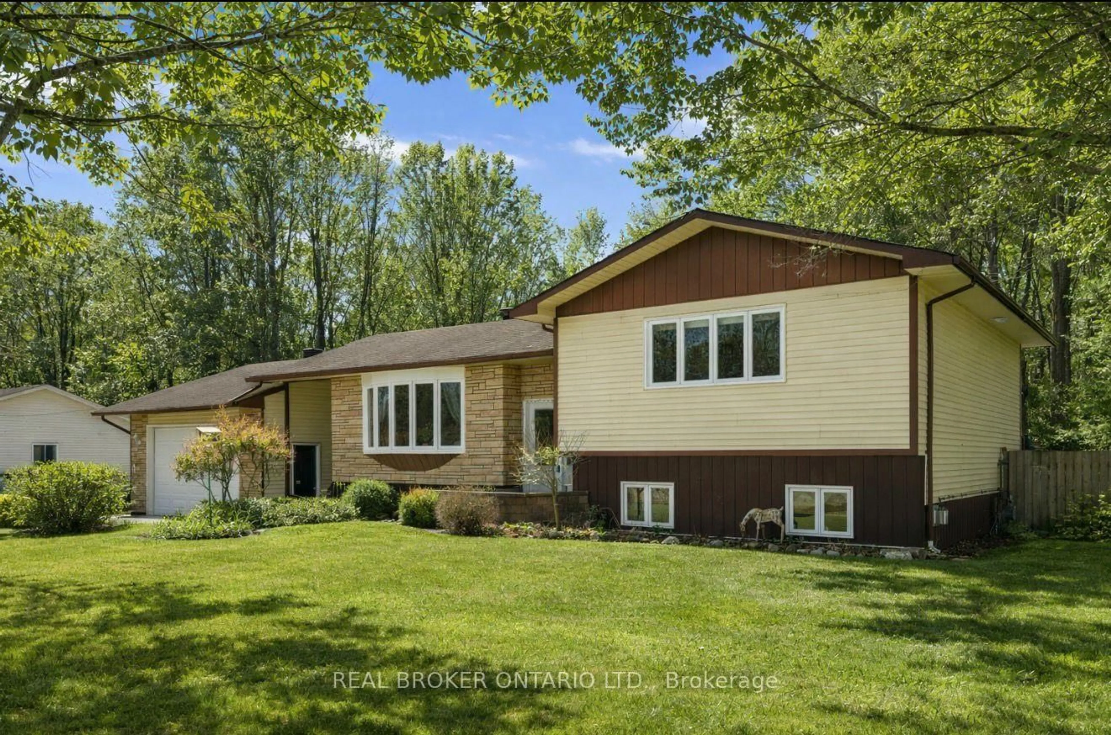 Home with vinyl exterior material, street for 189 Maple Grove St, The Nation Ontario K0A 1W0