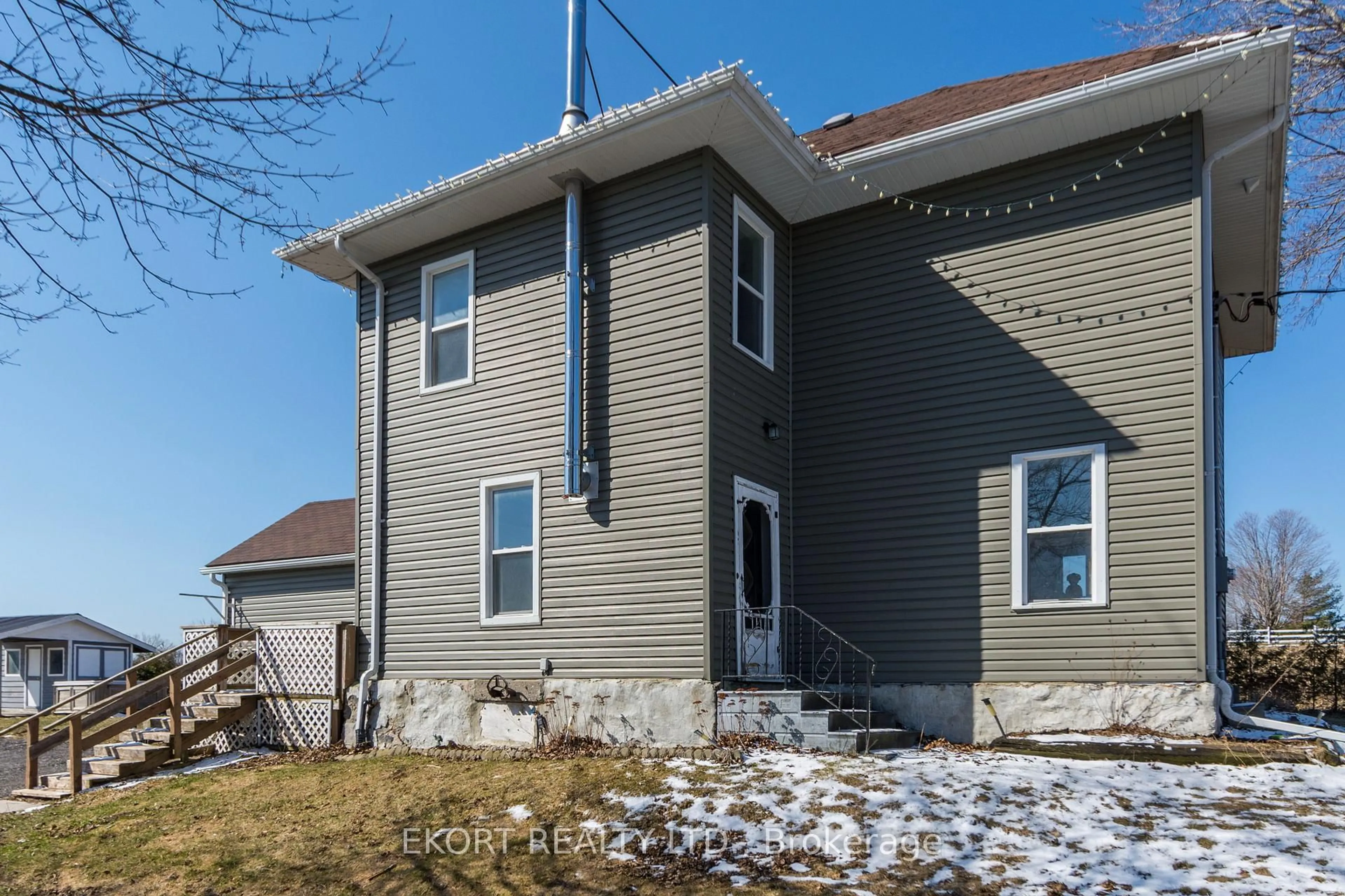 Home with vinyl exterior material, street for 201 Concession 8 Rd, Trent Hills Ontario K0K 3K0