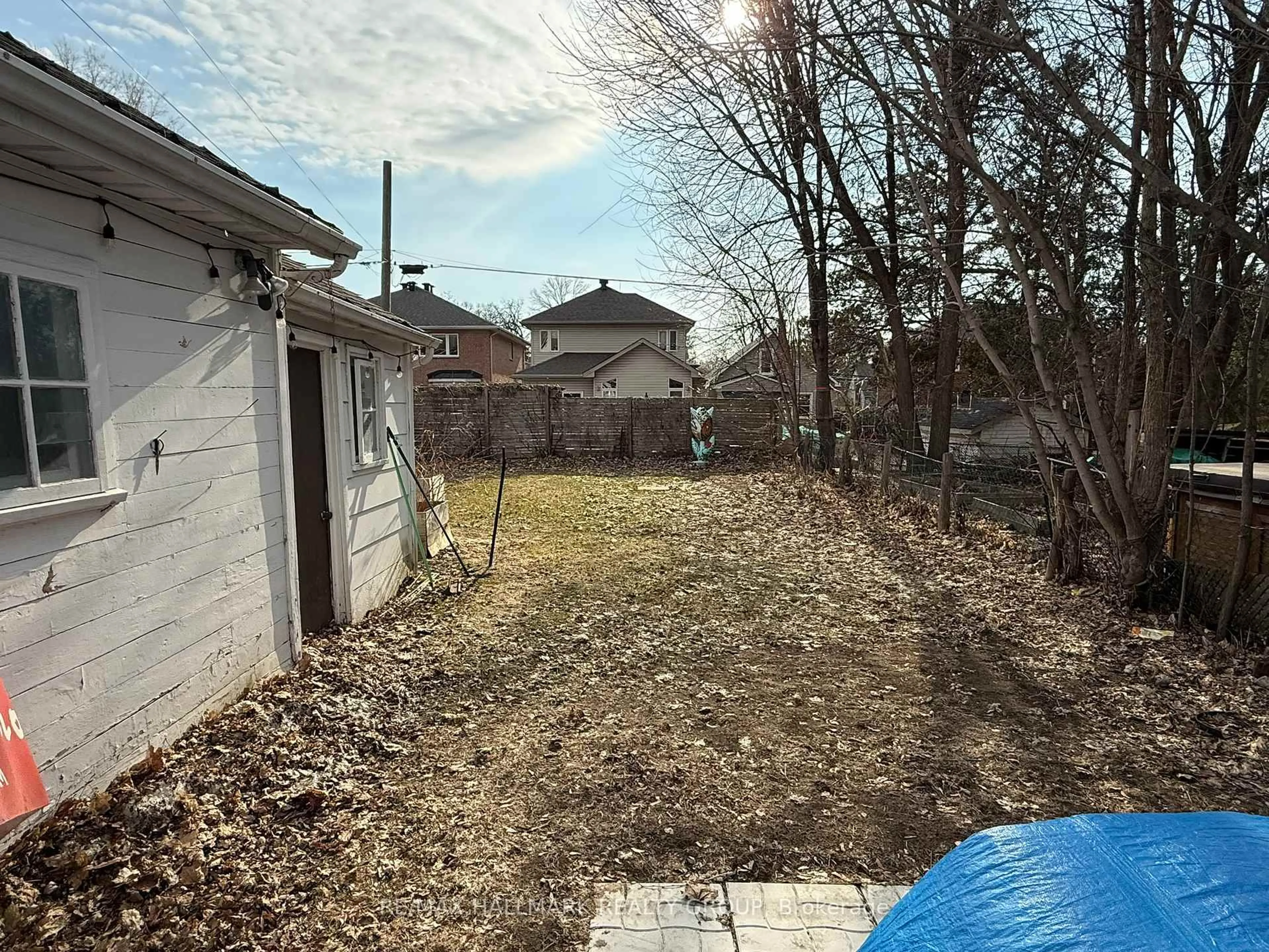 Unknown for 538 Broadhead Ave, Ottawa Ontario K1Z 5S1