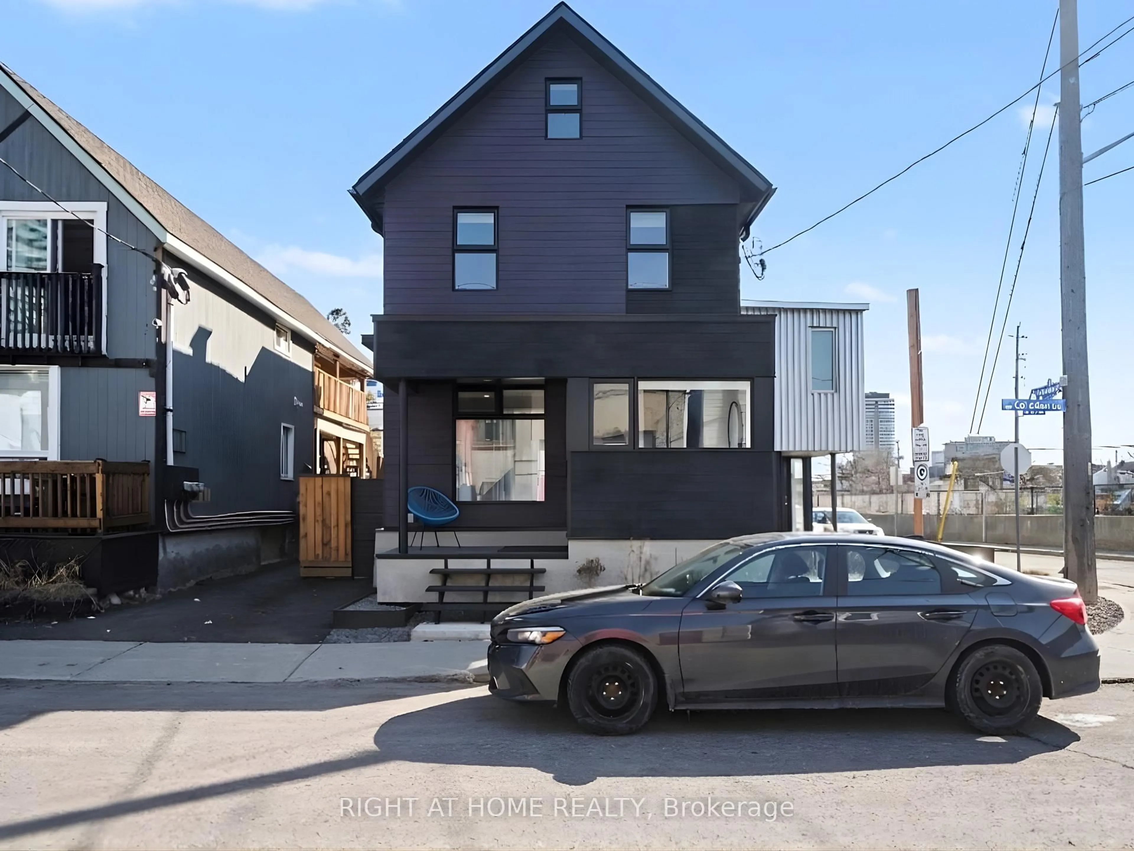 Home with brick exterior material, street for 141 Carruthers Ave, Ottawa Ontario K1Y 1N4