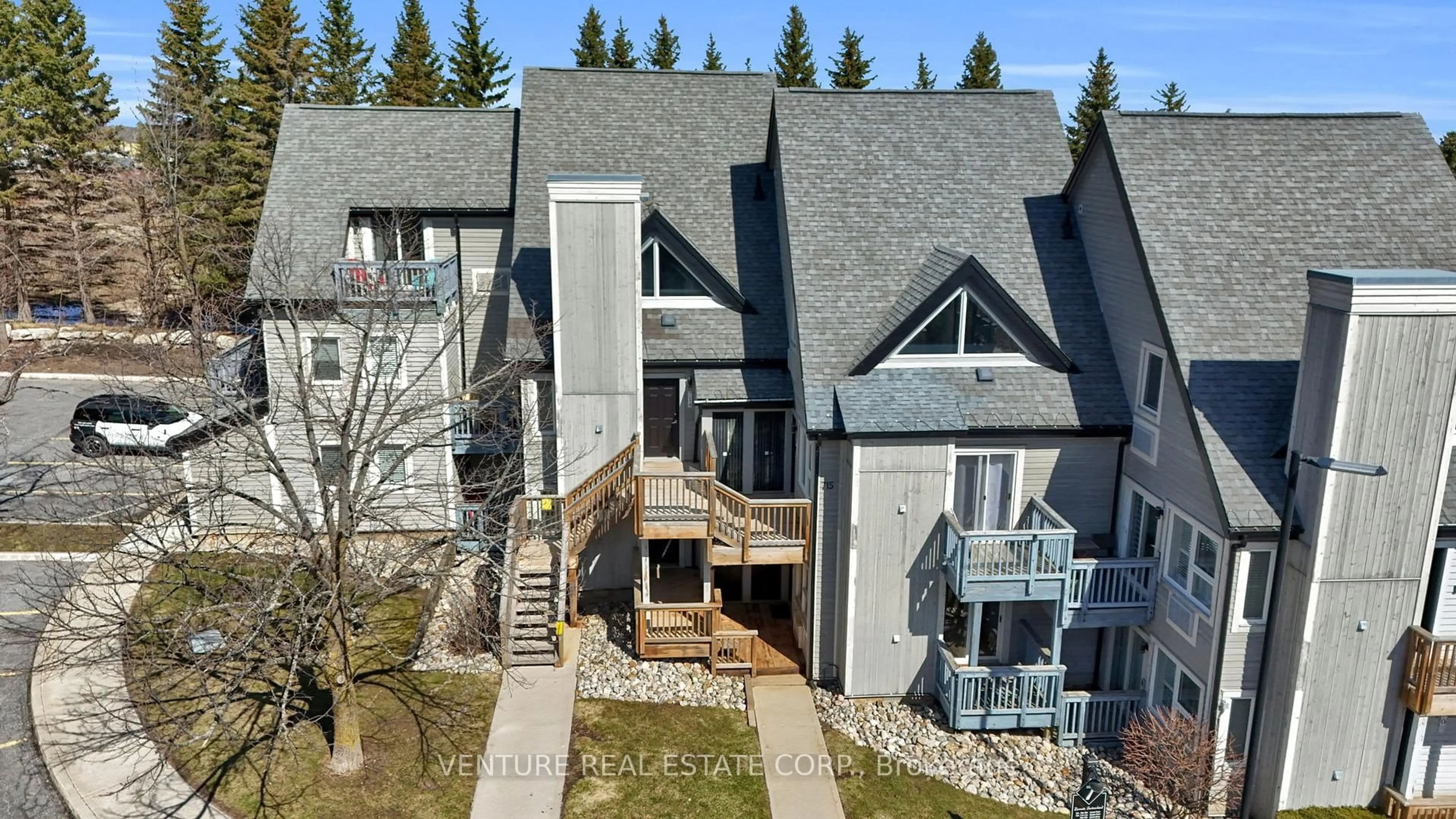 A pic from outside/outdoor area/front of a property/back of a property/a pic from drone, unknown for 796468 Grey Road 19 Rd #707, Blue Mountains Ontario L9Y 0N6