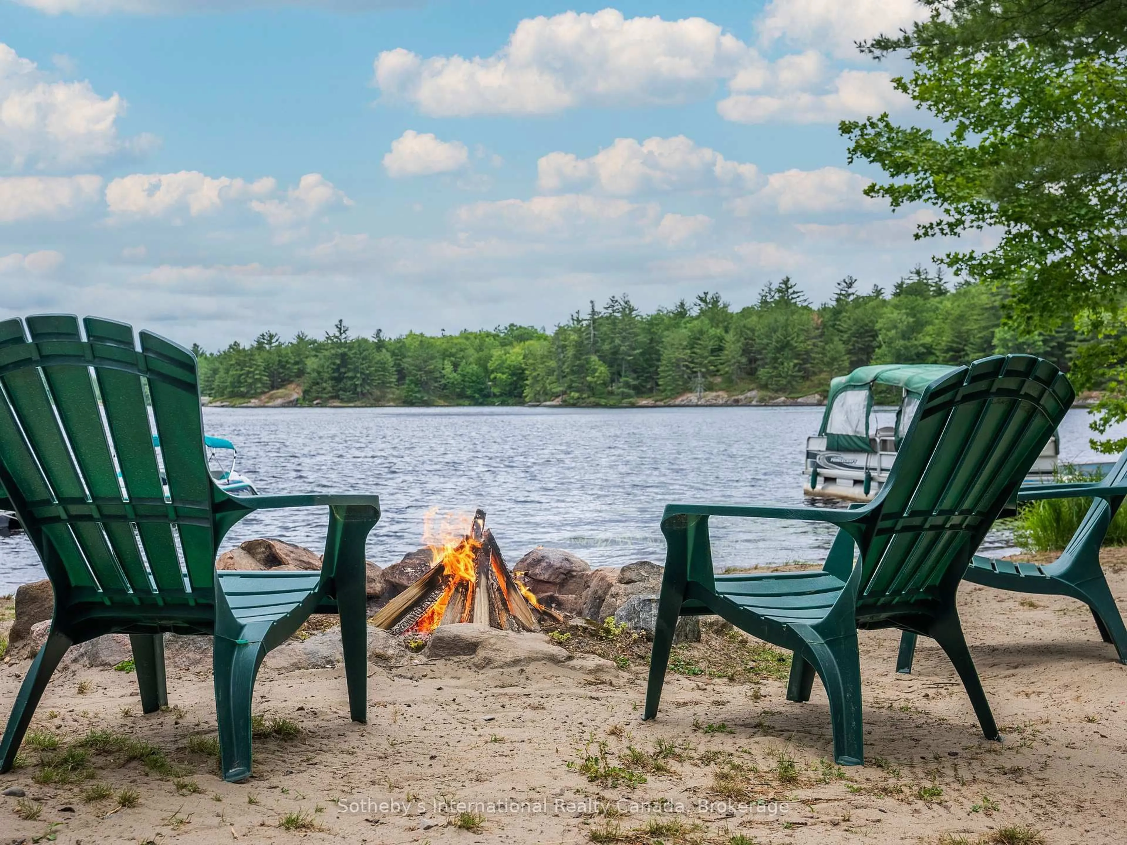 Patio, water/lake/river/ocean view for 1040 KAHSHE, Gravenhurst Ontario P0E 1G0