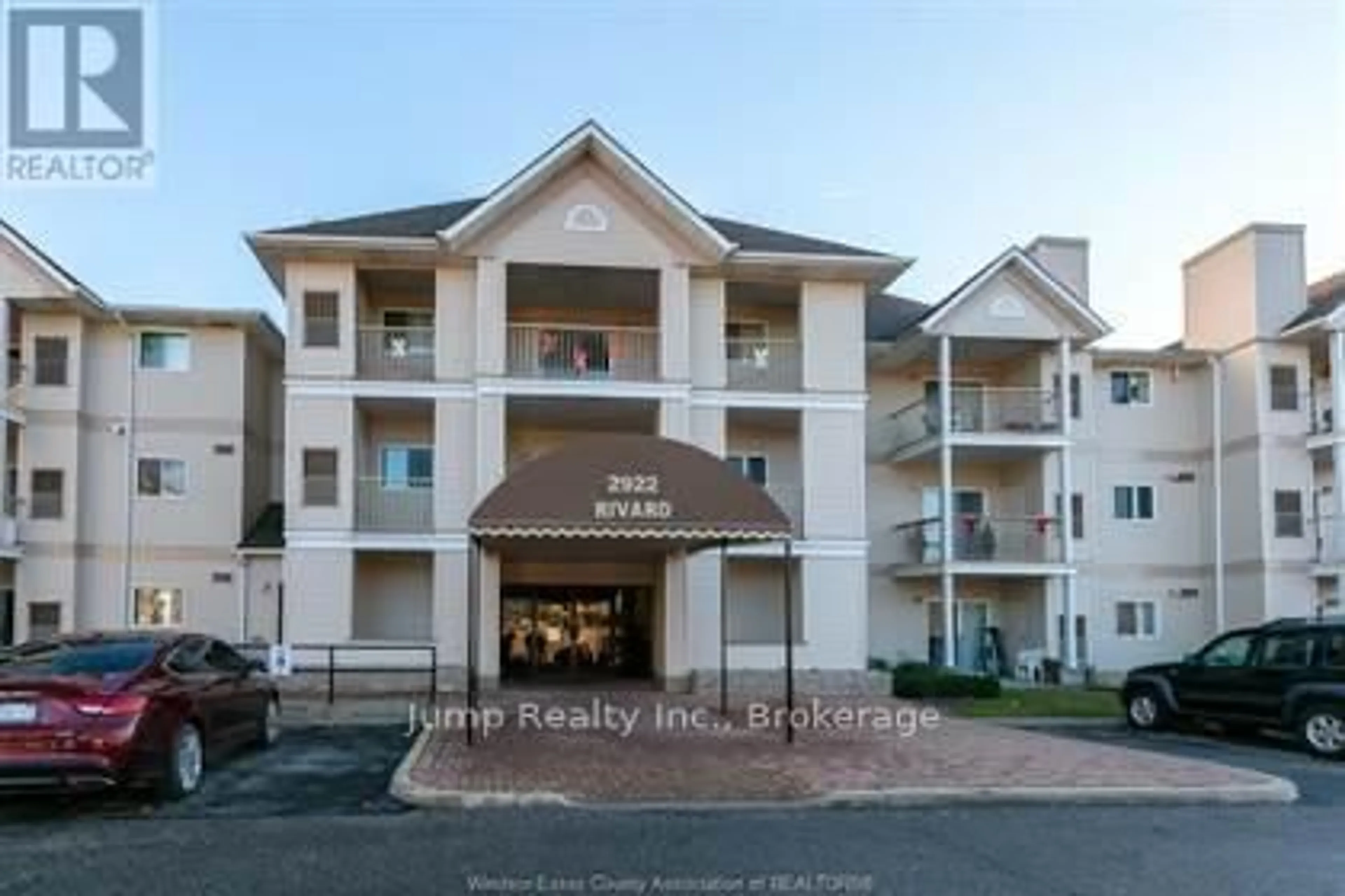 Unknown for 2922 Rivard Ave #209, Windsor Ontario N8T 3N9