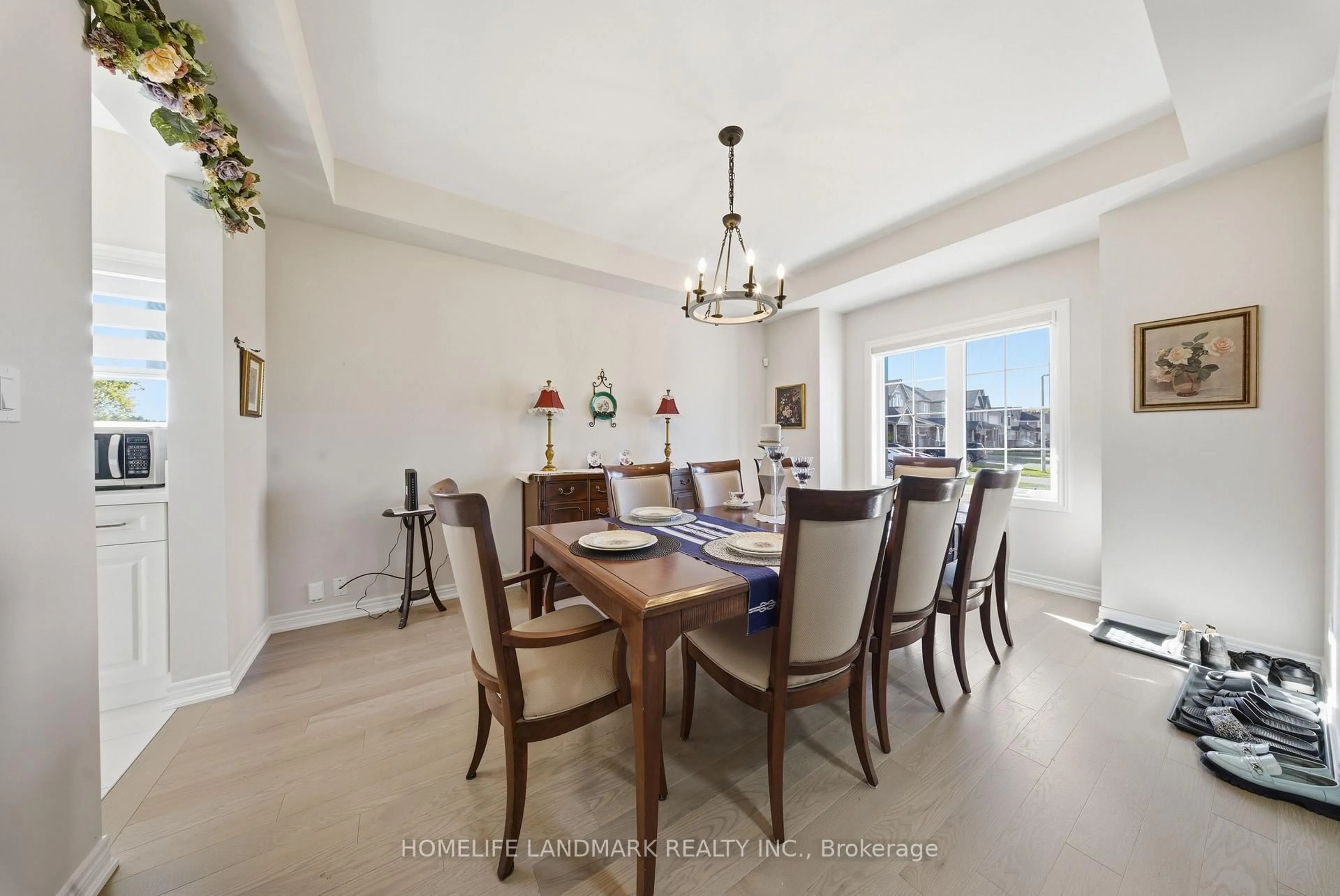 Dining room, unknown for 49 MONARCH St, Welland Ontario L3C 0E6