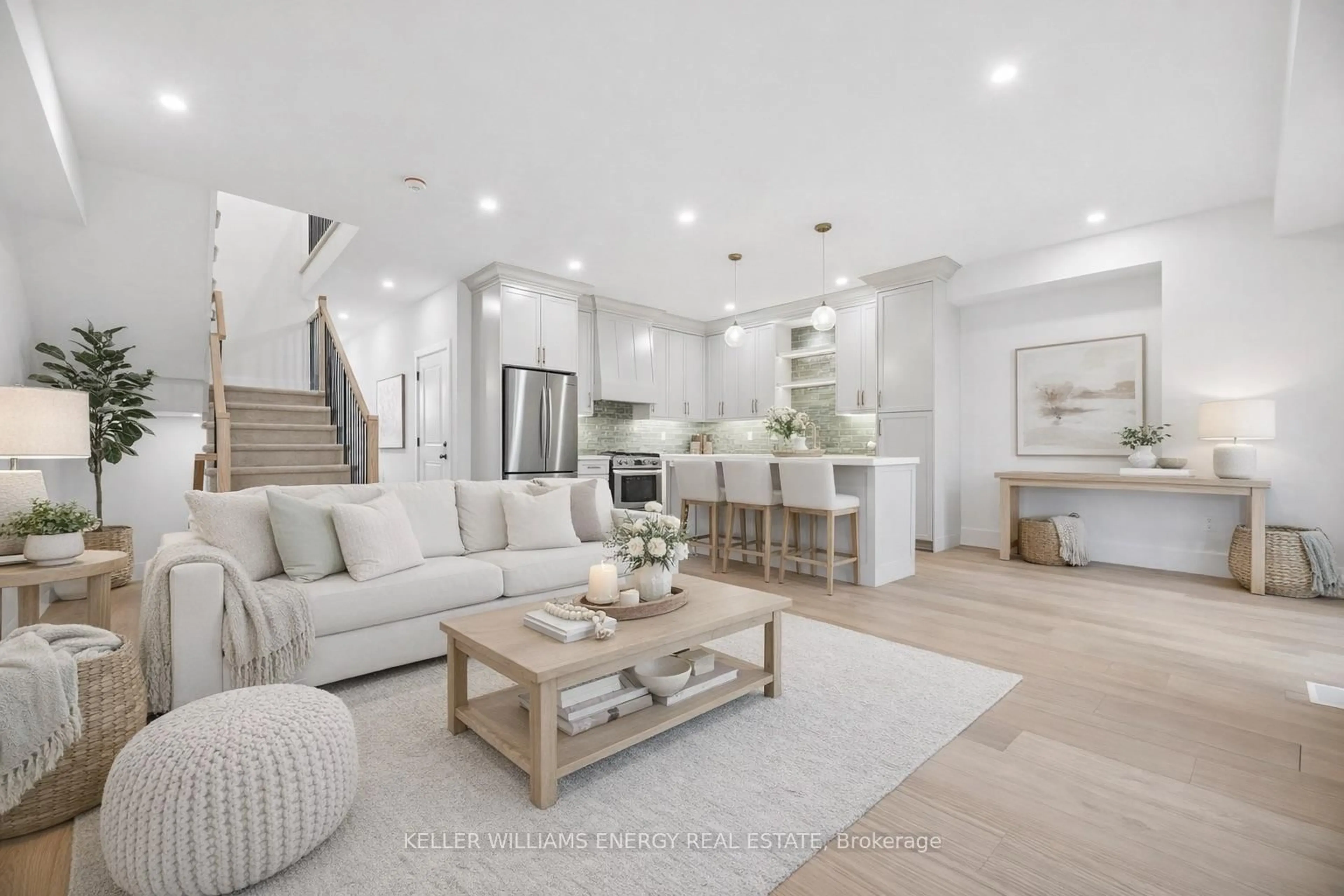 Living room with furniture, unknown for 13 Union St, Cavan Monaghan Ontario L0A 1G0