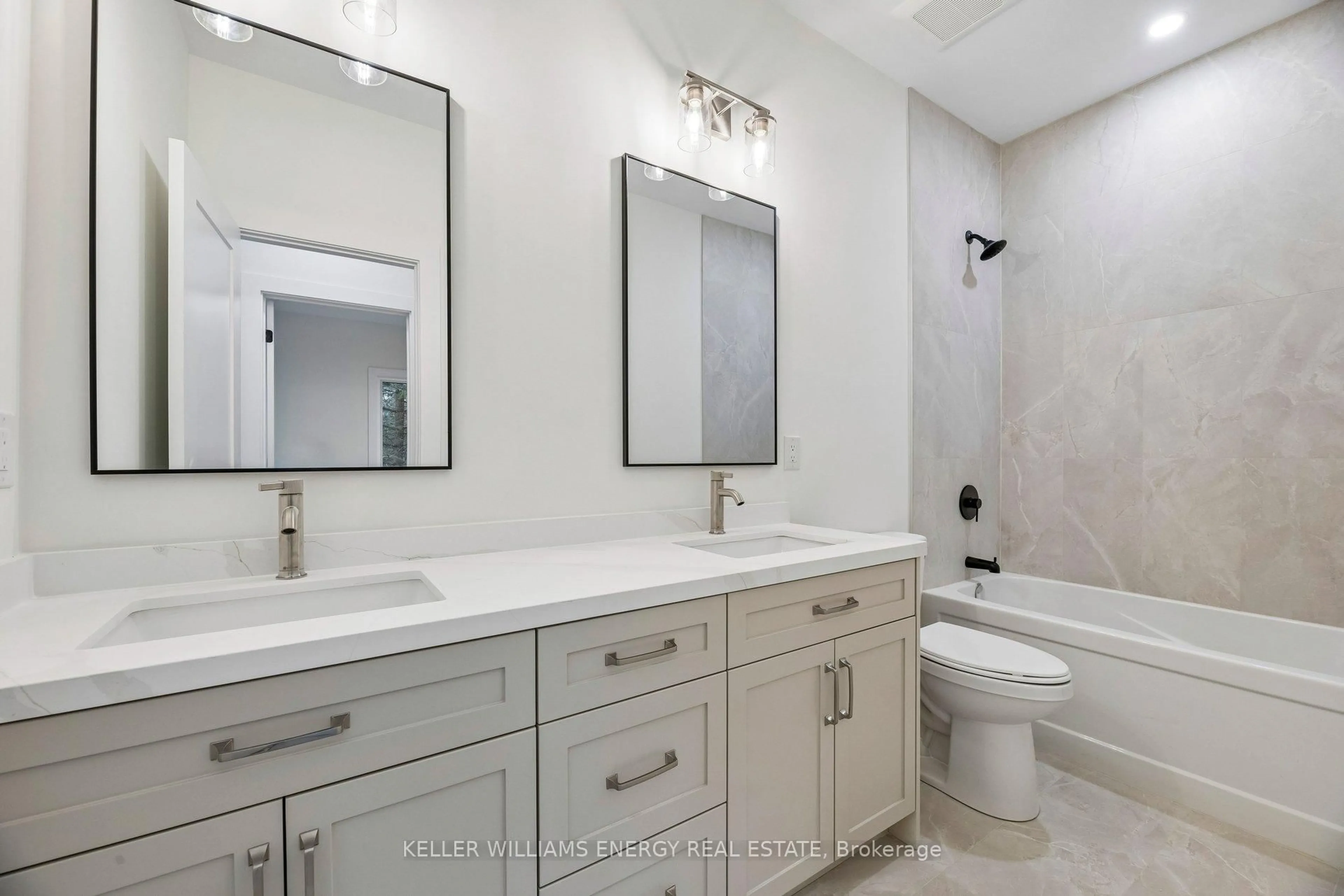 Contemporary bathroom, ceramic/tile floor for 11 Union St, Cavan Monaghan Ontario L0A 1G0