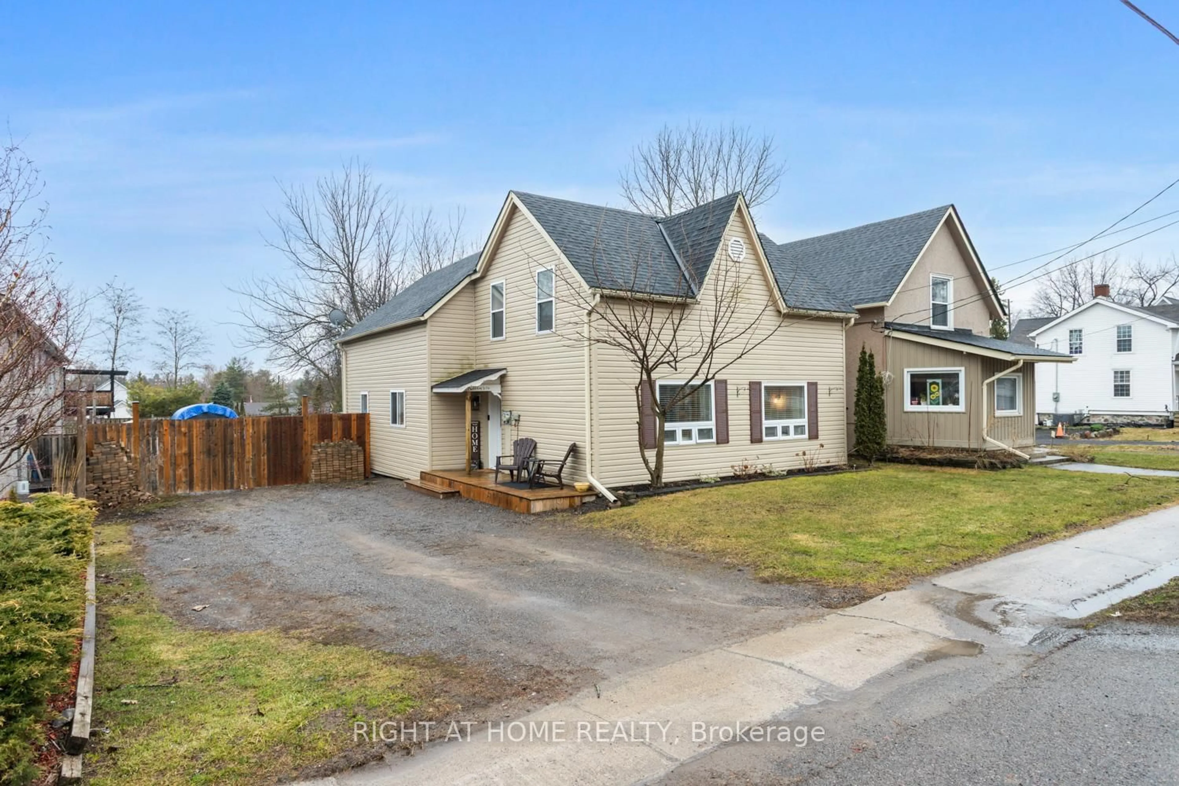 A pic from outside/outdoor area/front of a property/back of a property/a pic from drone, street for 60 King St, Cramahe Ontario K0K 1S0