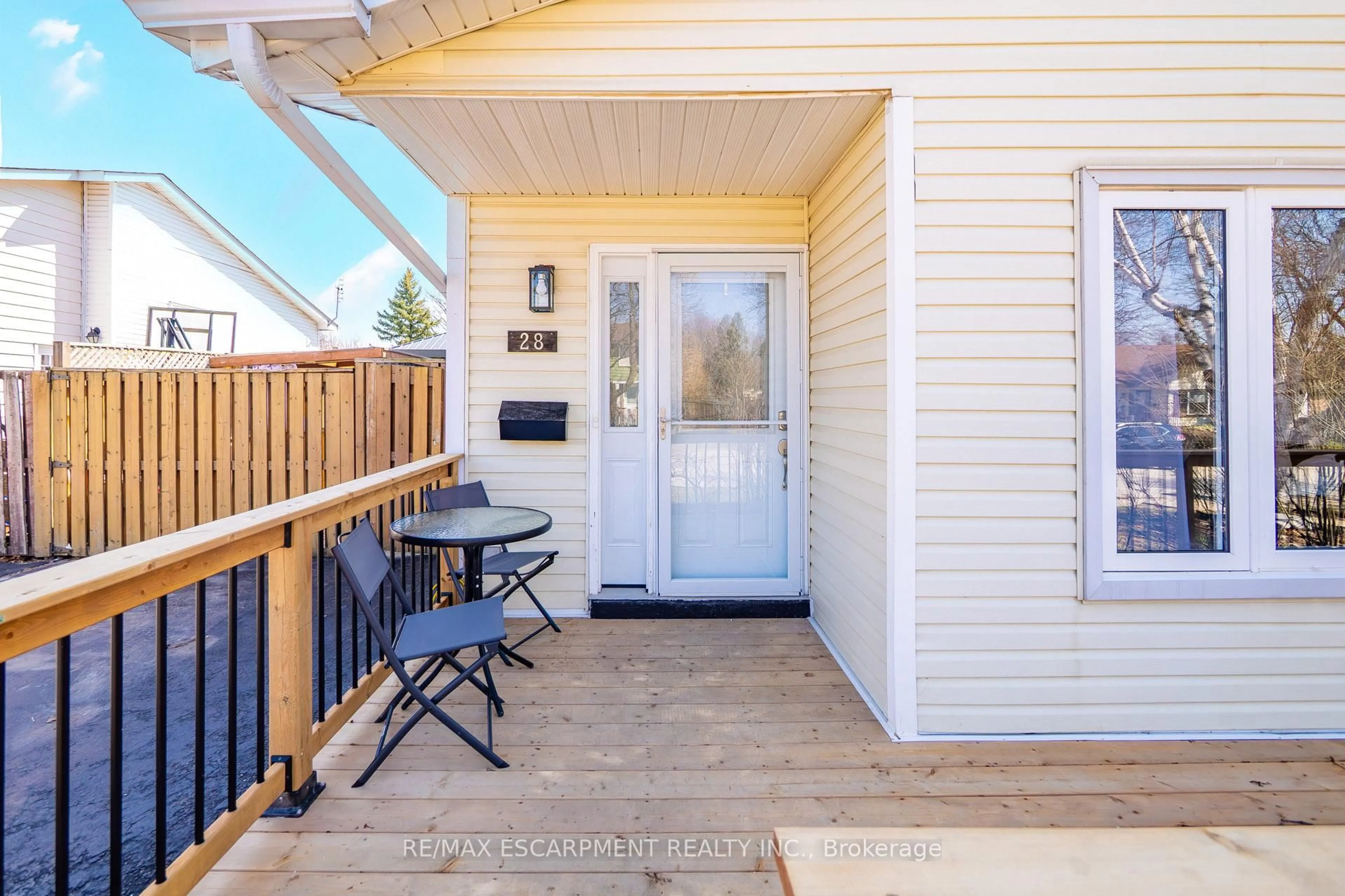 Patio, street for 28 Golden Orchard Dr, Hamilton Ontario L9H 4Z8