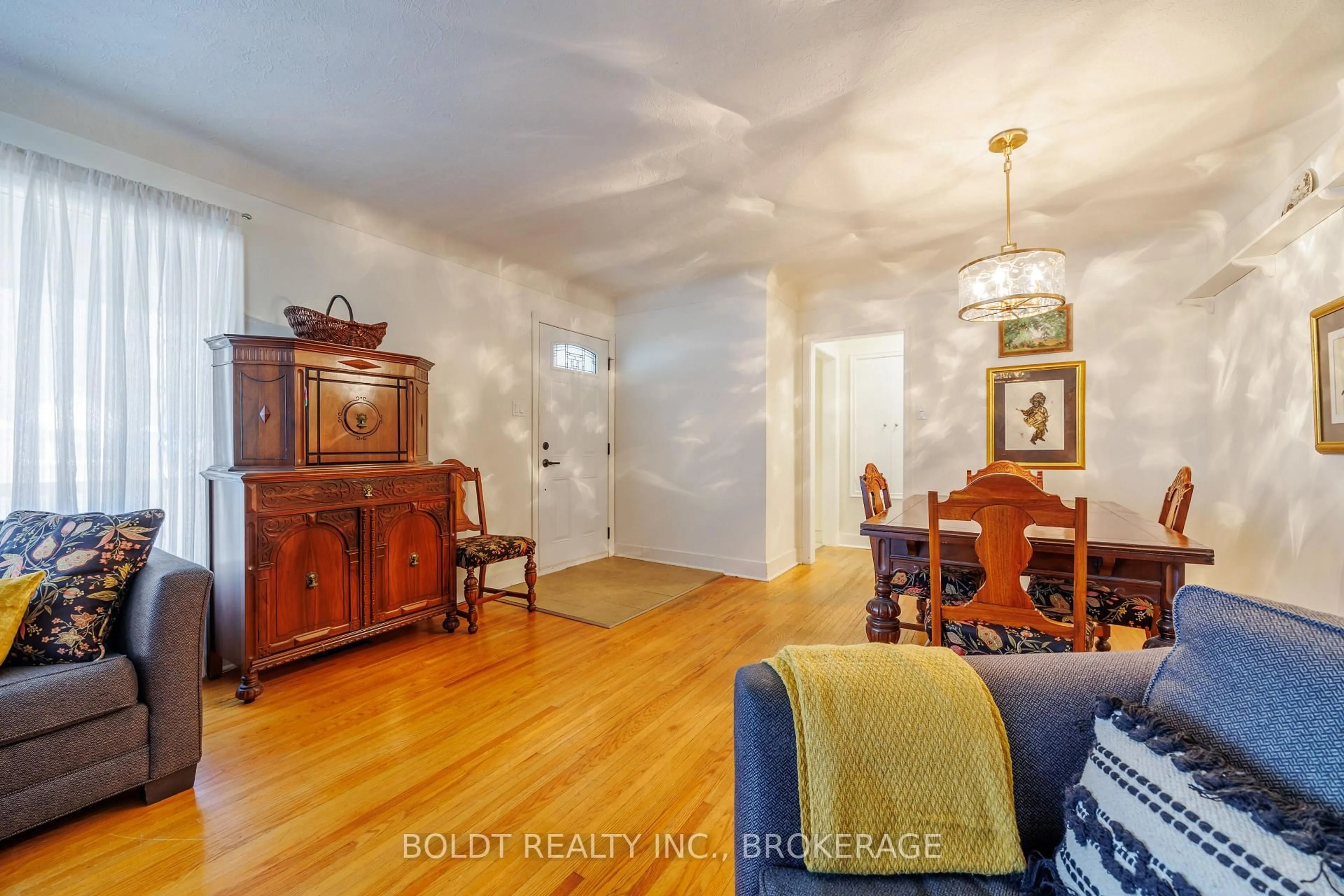 Unknown for 6 Mountainview Dr, St. Catharines Ontario L2T 3H4