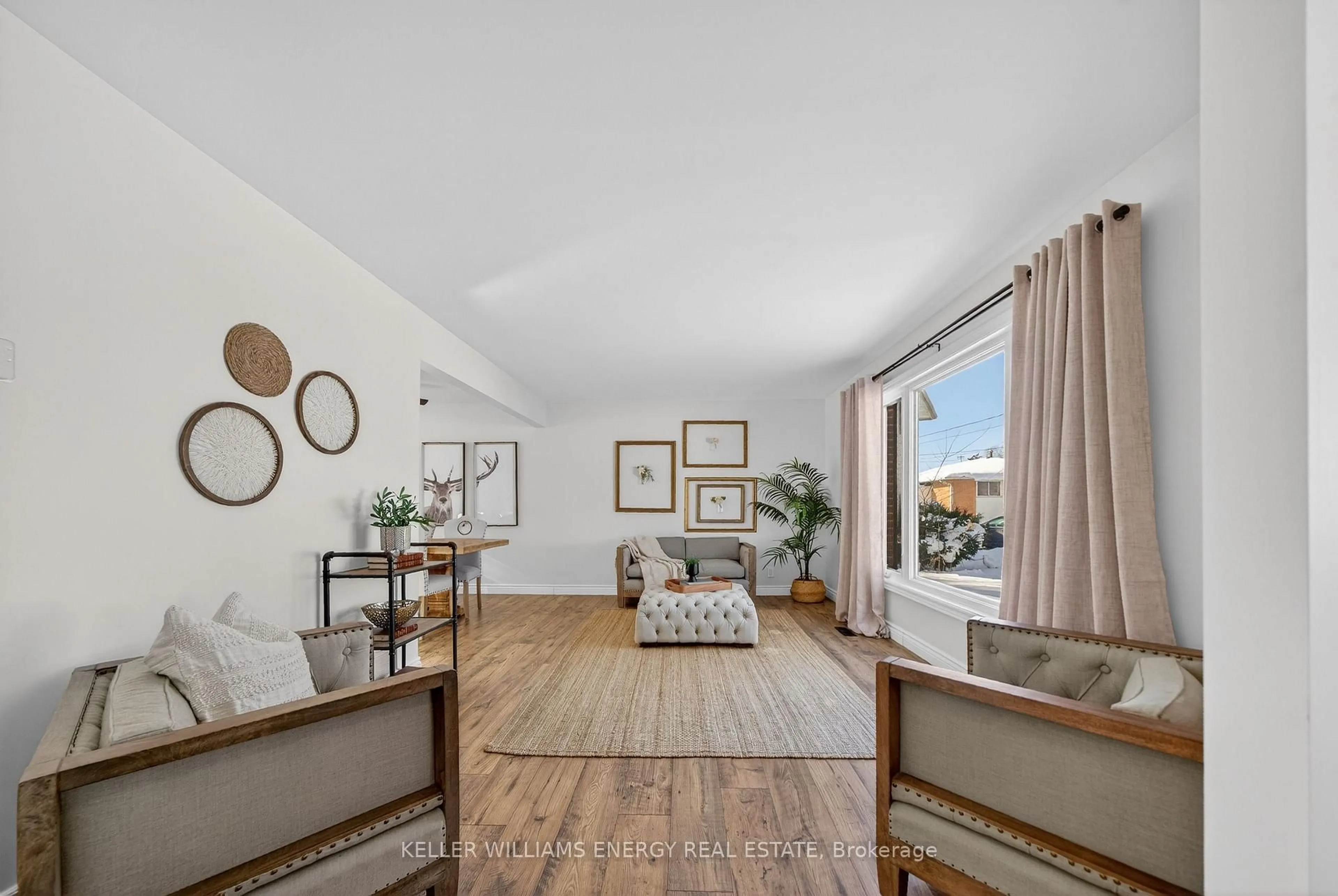 Living room with furniture, unknown for 40 Robertson Lane, Belleville Ontario K8P 4C3