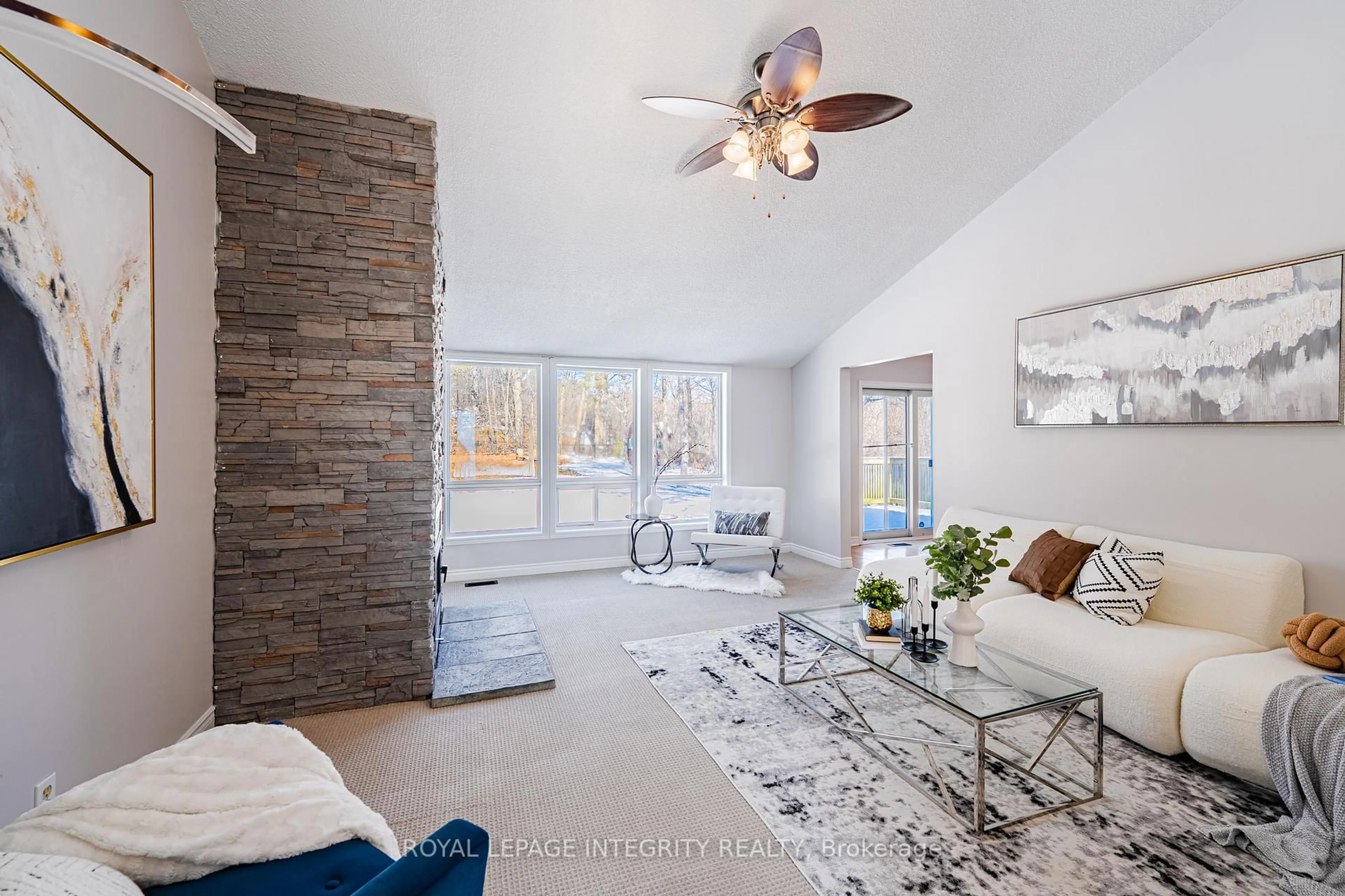 Living room with furniture, unknown for 3976 CARP Rd, Carp Ontario K0A 1L0