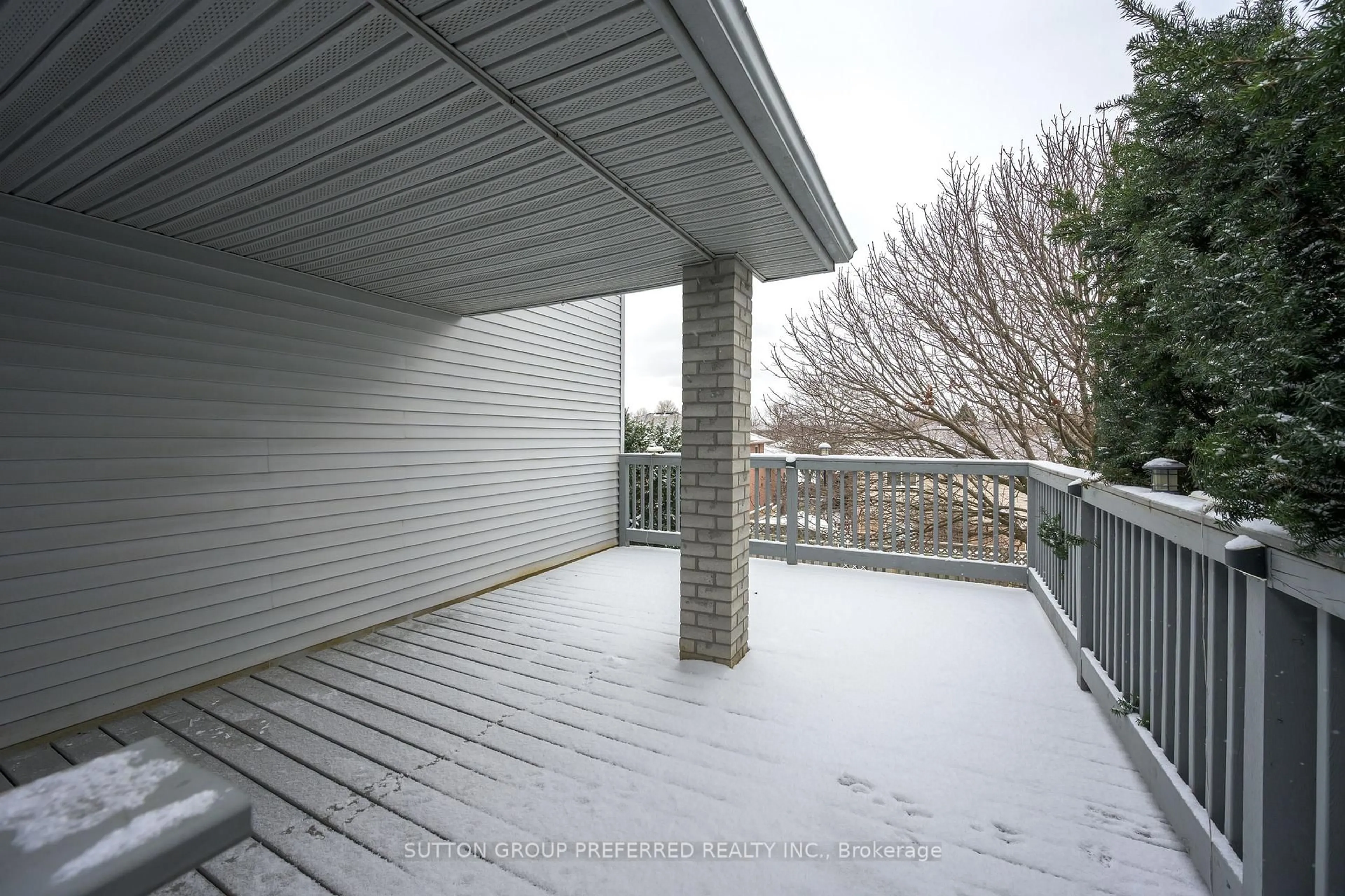 Patio, unknown for 94 Kristina Cres, London South Ontario N6E 3V4