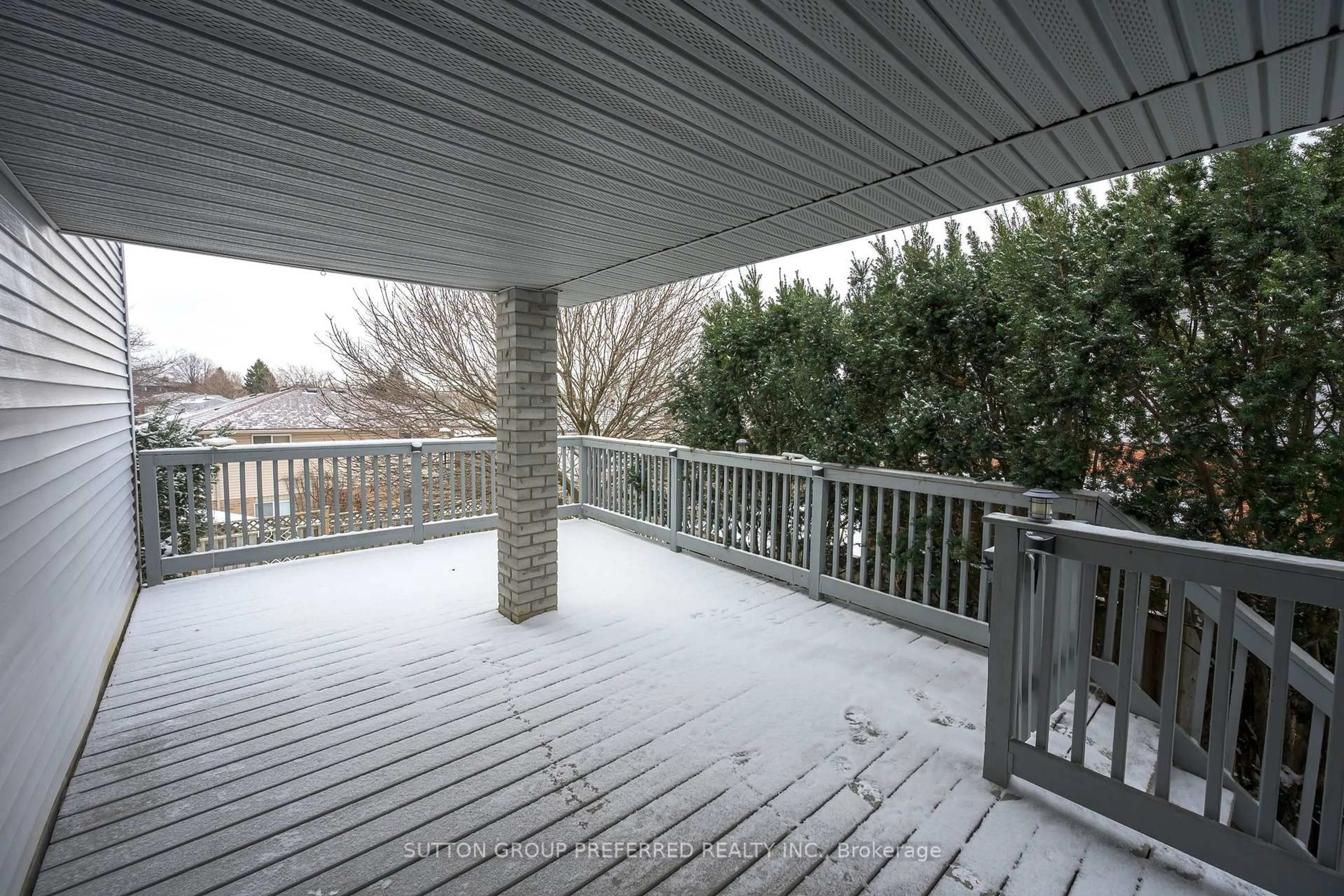 Patio, unknown for 94 Kristina Cres, London South Ontario N6E 3V4