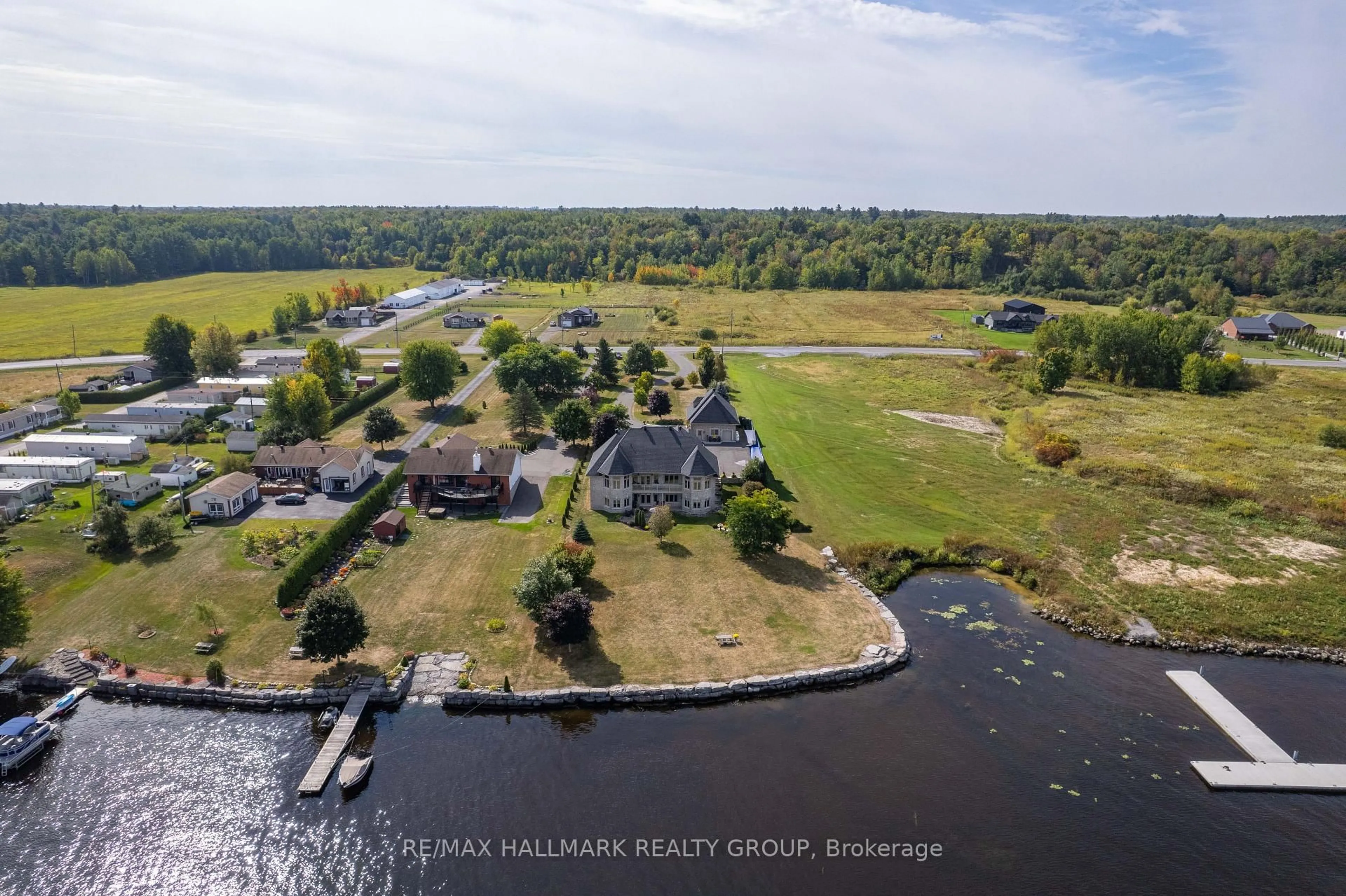 A pic from outside/outdoor area/front of a property/back of a property/a pic from drone, water/lake/river/ocean view for 3285 Front Rd, East Hawkesbury Ontario K6A 2R2