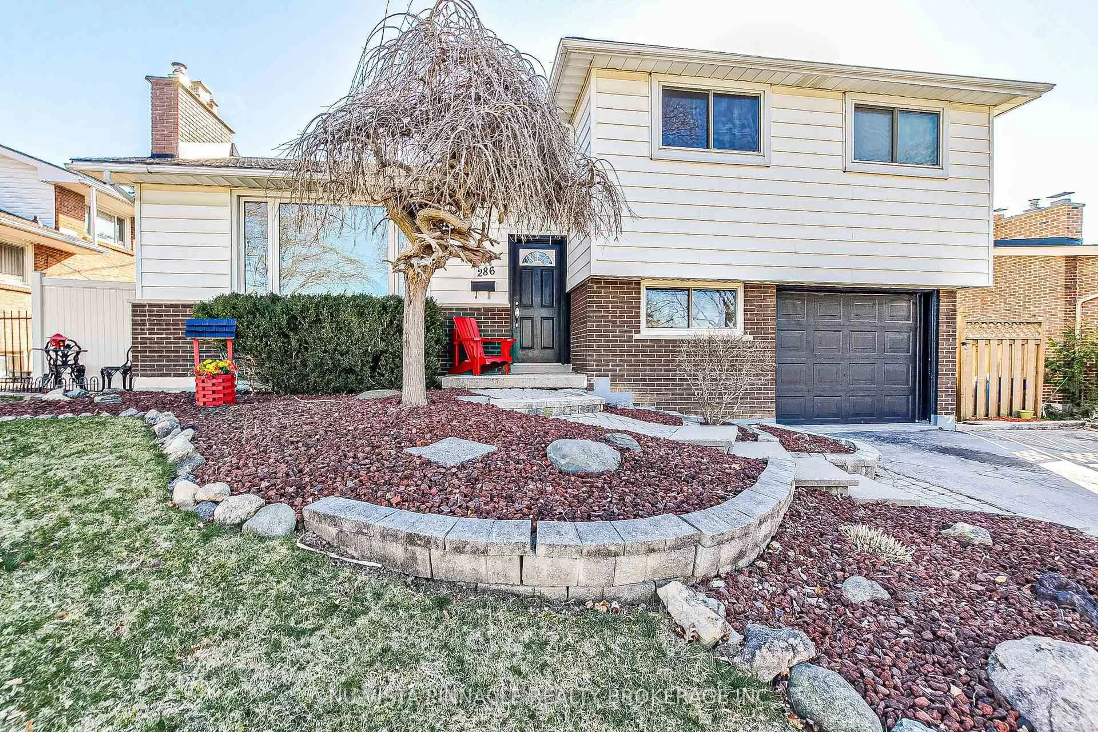 Unknown for 286 Panorama Cres, London South Ontario N5Z 3H3