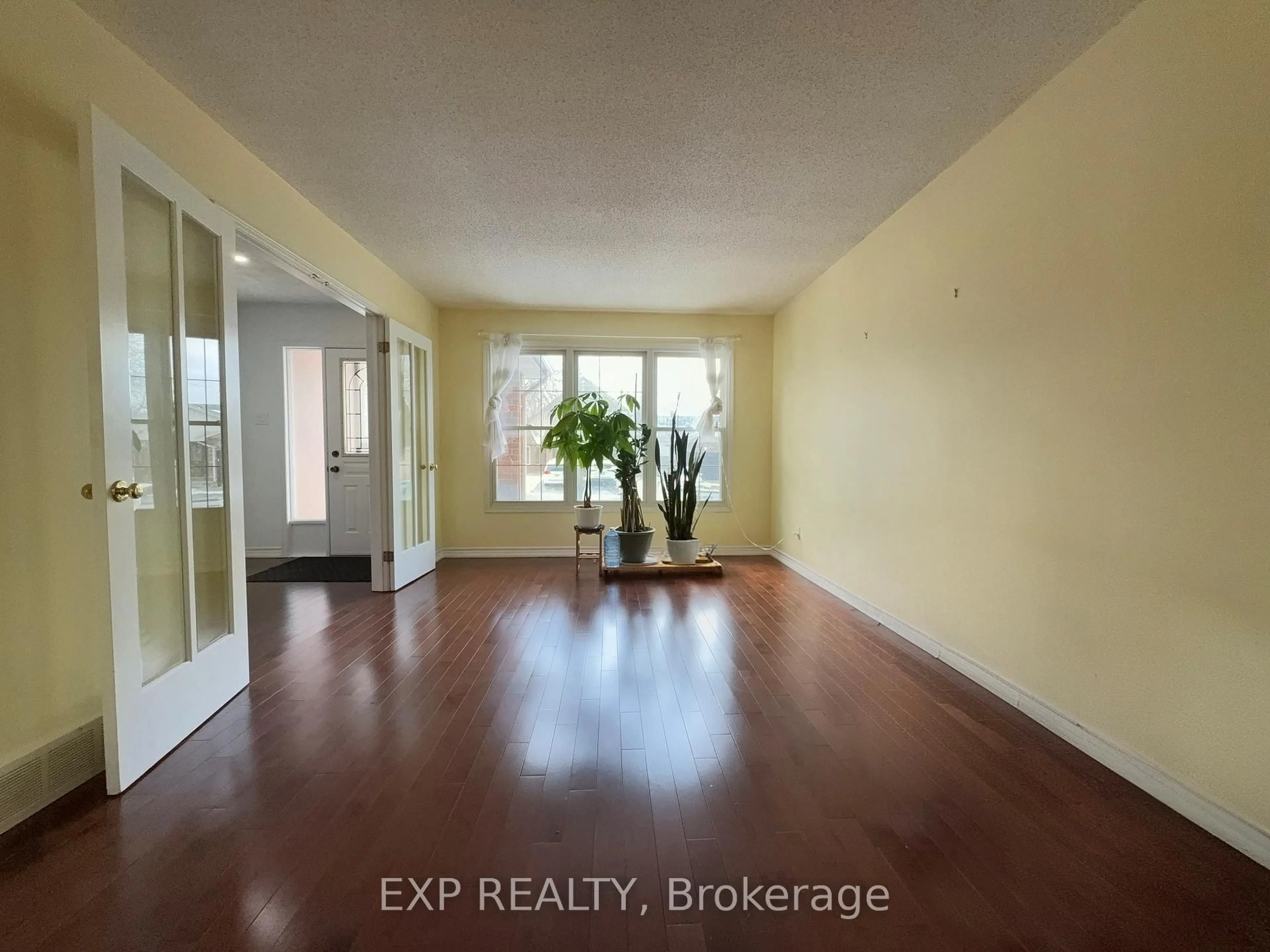 A pic of a room for 173 Ashley Cres, London South Ontario N6E 3R1