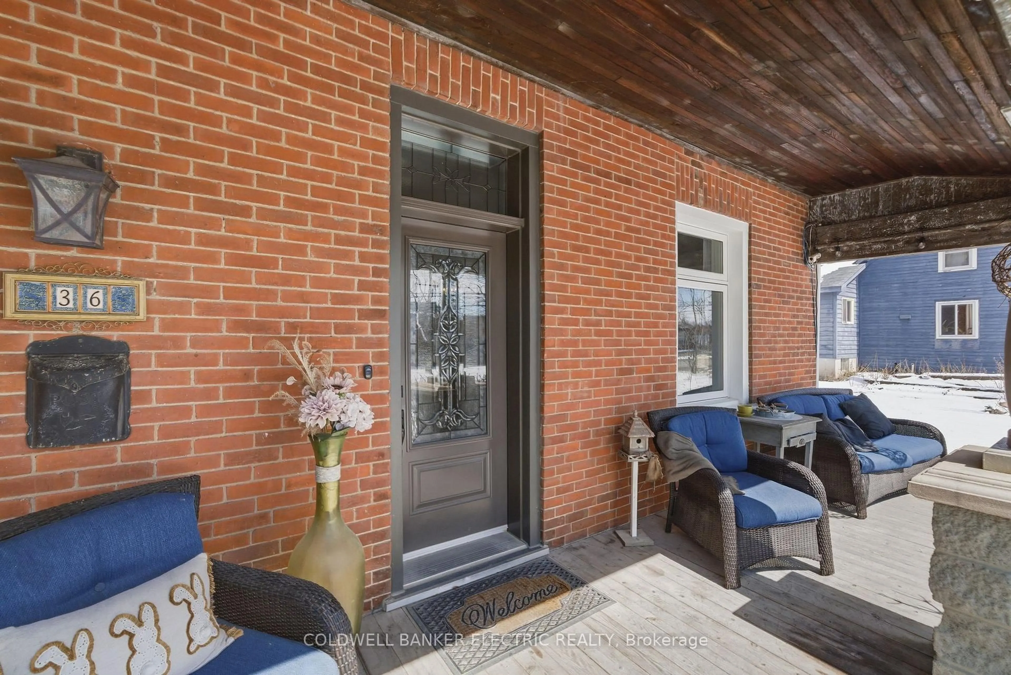 Unknown for 36 Ermatinger St, Selwyn Ontario K0L 2H0