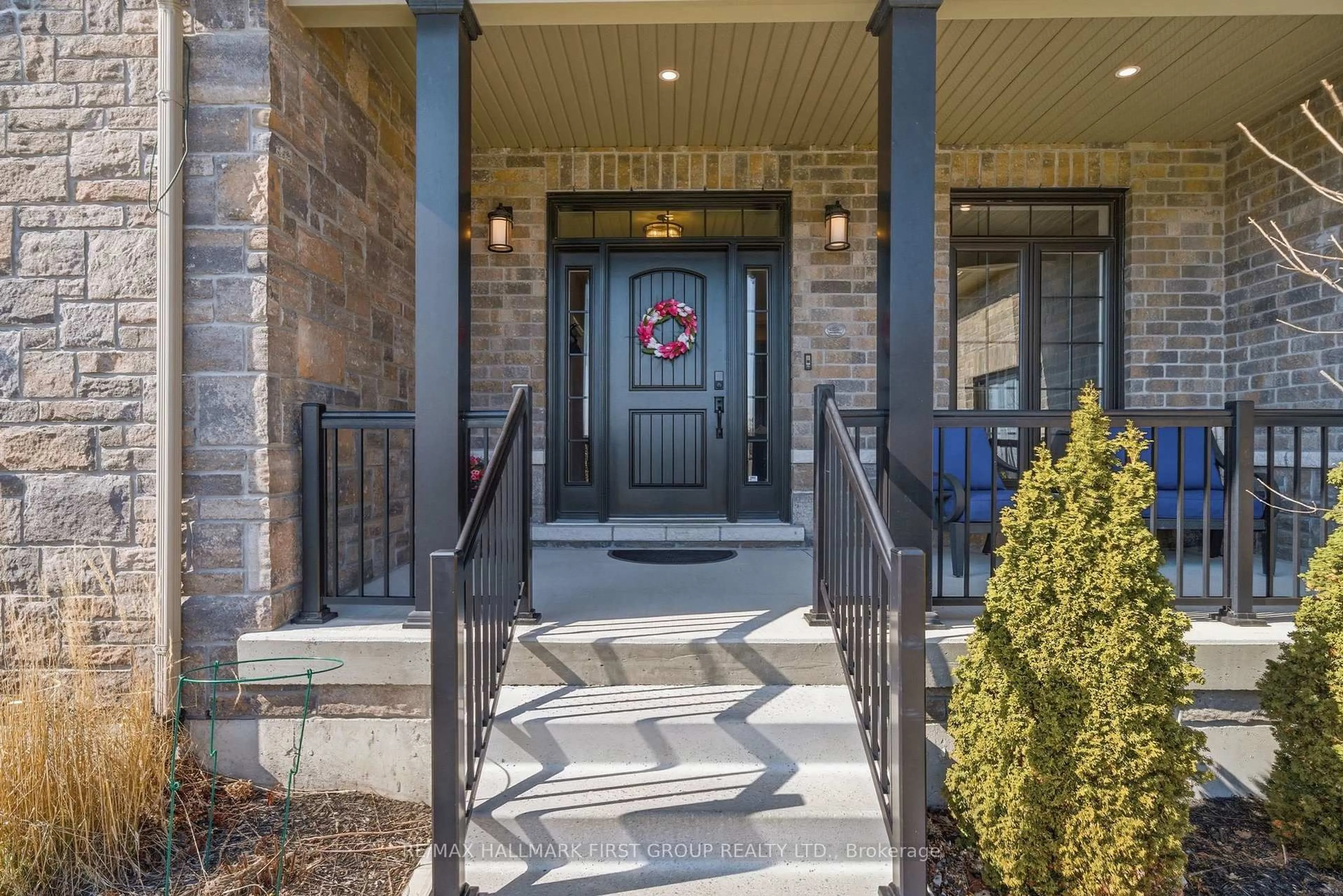 Indoor entryway for 122 Glens of Antrim Way, Alnwick/Haldimand Ontario K0K 2G0