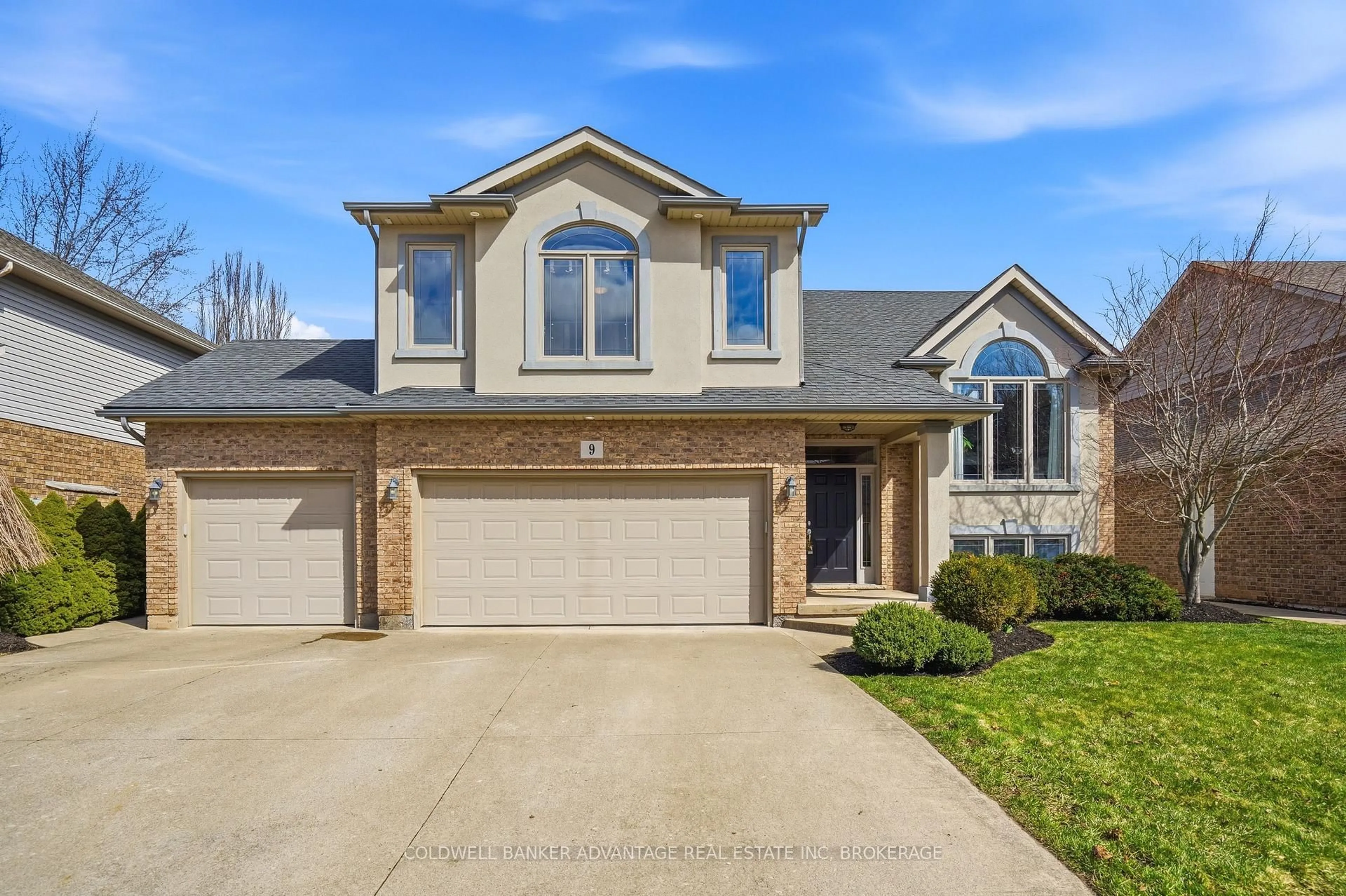 Home with brick exterior material, street for 9 Bacon Lane, Pelham Ontario L3E 0P5