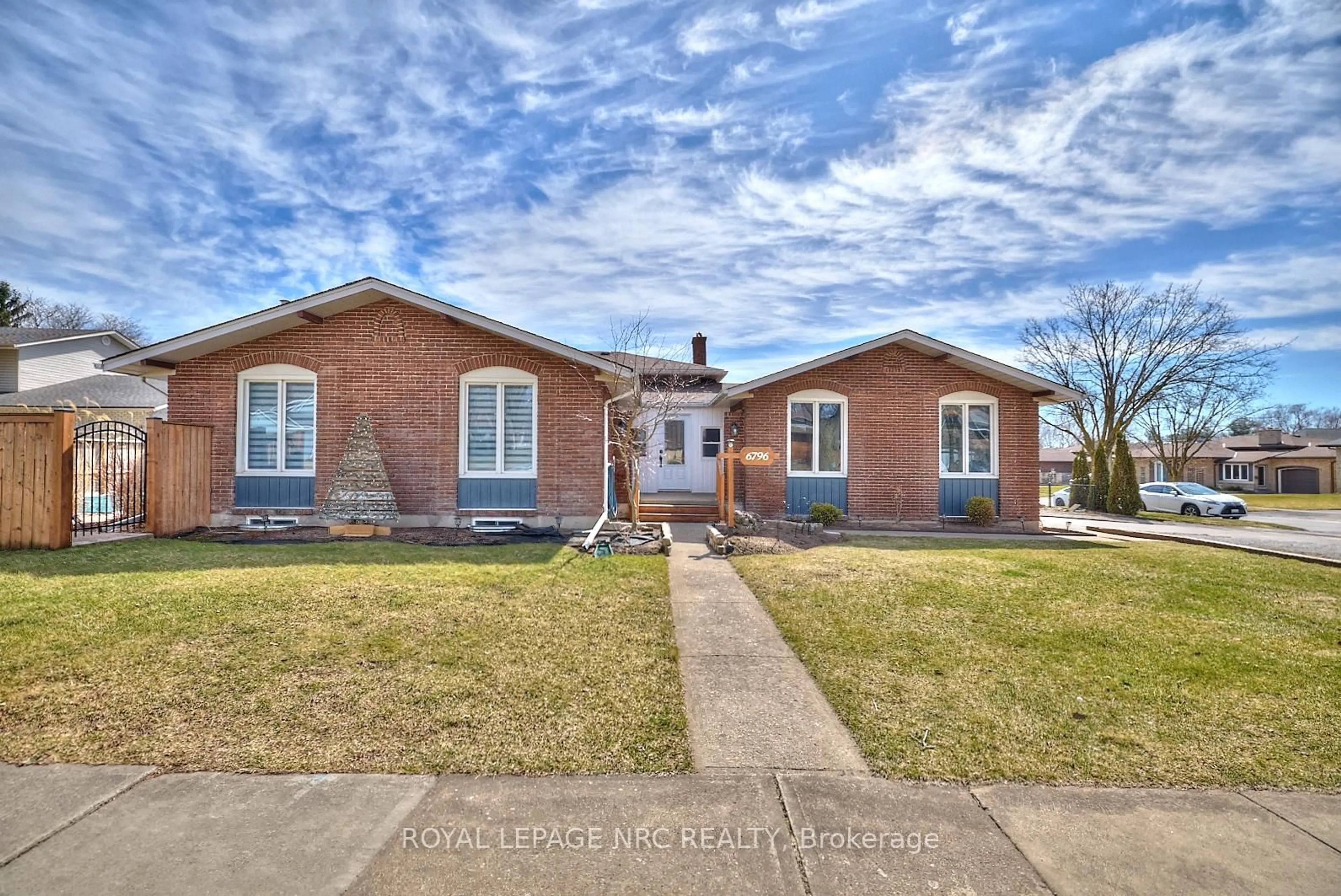 Home with brick exterior material, street for 6796 Stokes St, Niagara Falls Ontario L2G 2H1