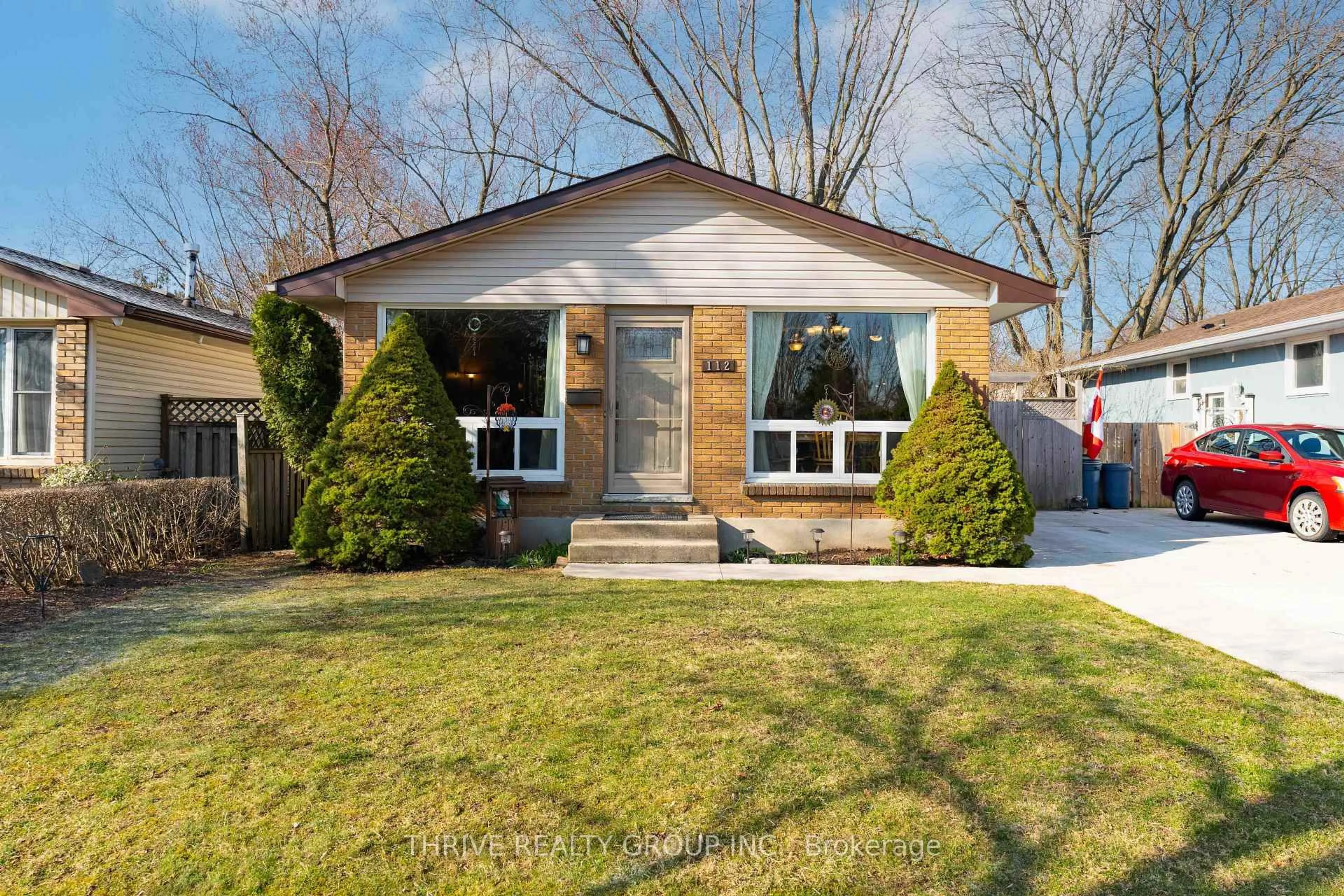 Home with vinyl exterior material, street for 112 Culver Cres, London East Ontario N5V 3G4