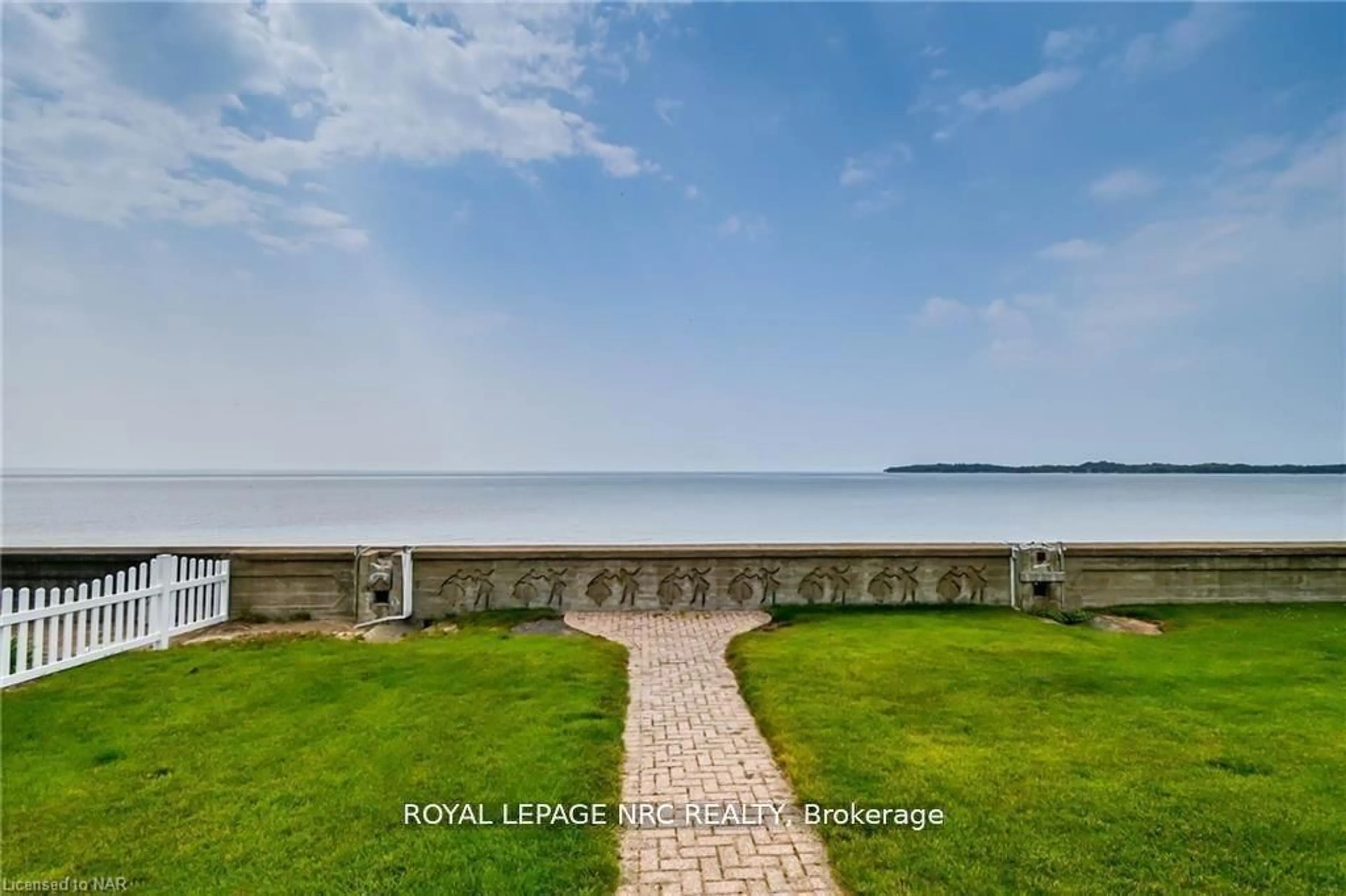 A pic from outside/outdoor area/front of a property/back of a property/a pic from drone, water/lake/river/ocean view for 23 Promenade Way, Fort Erie Ontario L0S 1B0