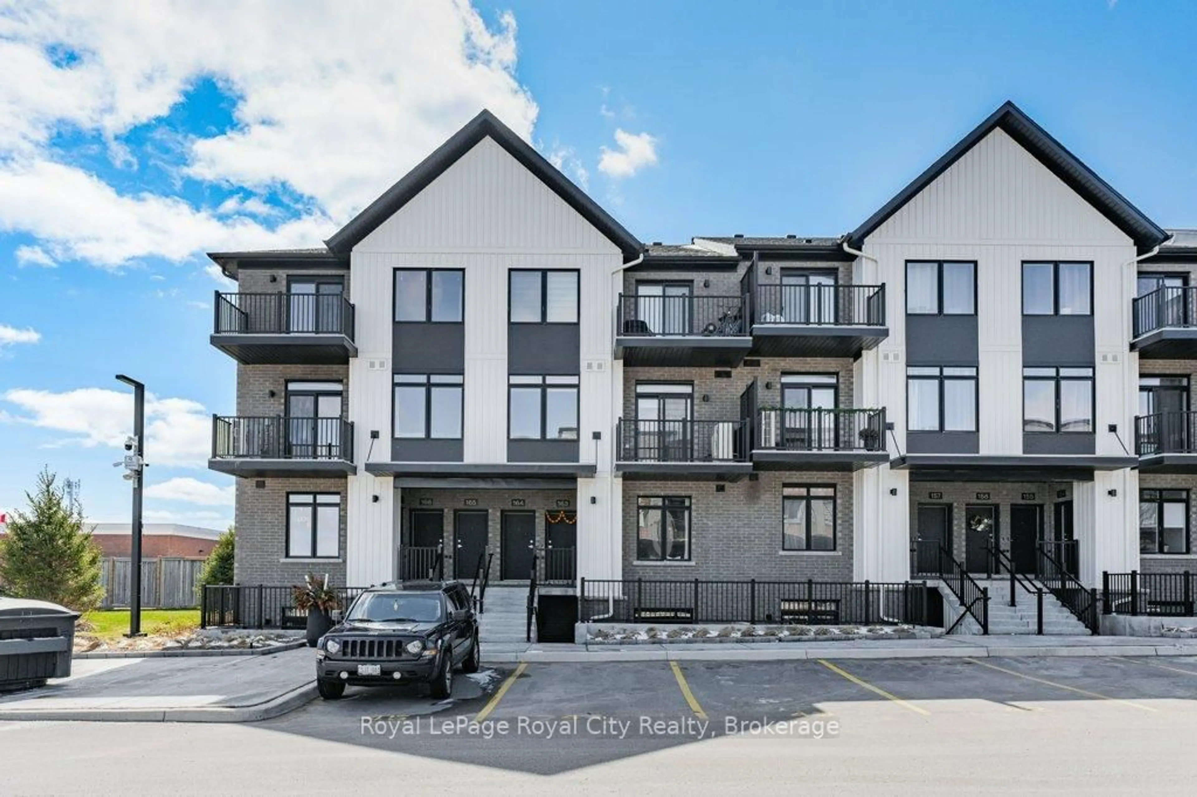 A pic from outside/outdoor area/front of a property/back of a property/a pic from drone, mountain view for 824 Woolwich St #162, Guelph Ontario N1H 1G8