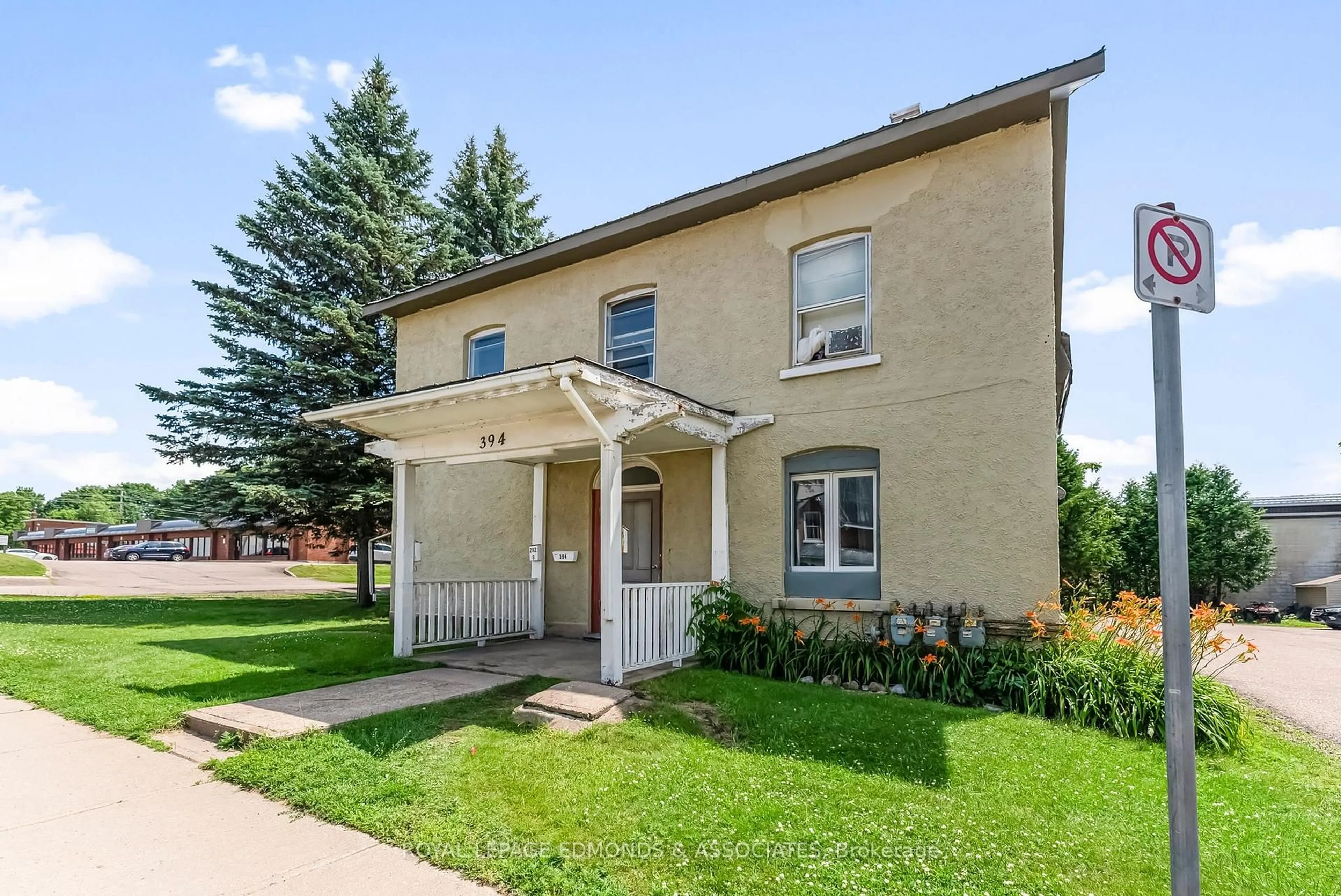Home with brick exterior material, street for 394 Pembroke St, Pembroke Ontario K8A 3K6