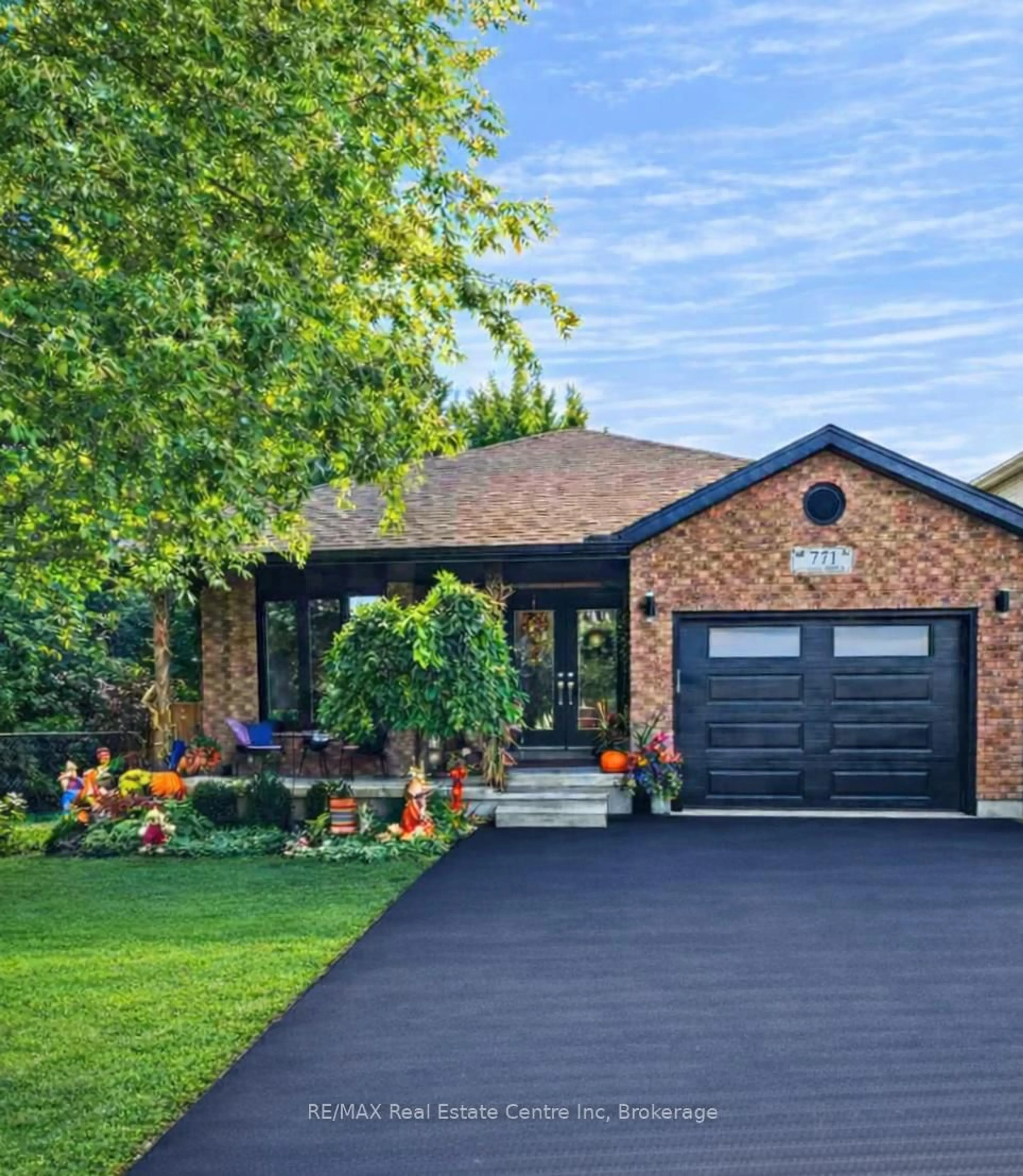 Home with brick exterior material, street for 771 Victoria Terr, Centre Wellington Ontario N1M 3L5