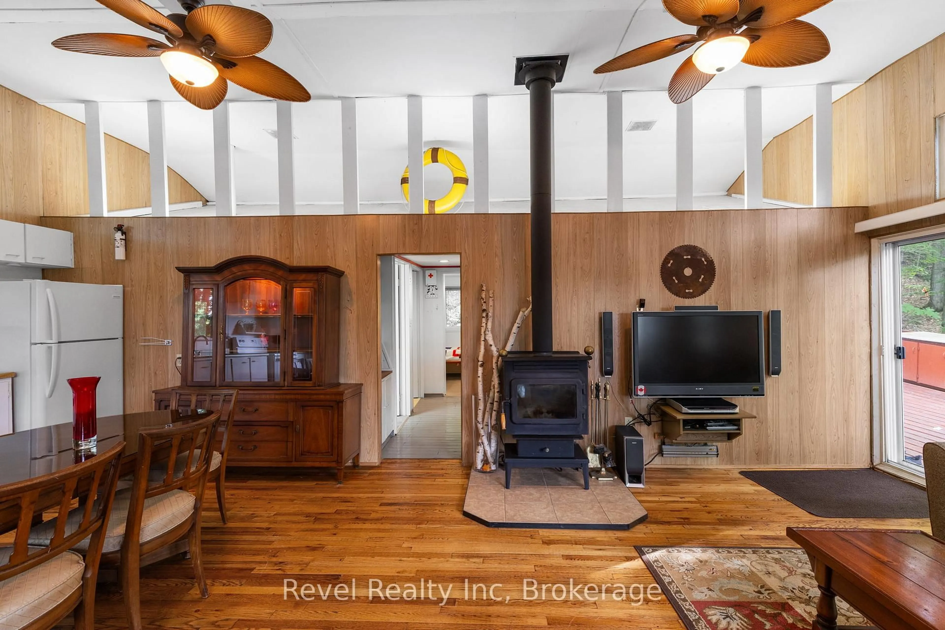 Unknown for 1096 Cowan Park Rd, Muskoka Lakes Ontario P0B 1M0