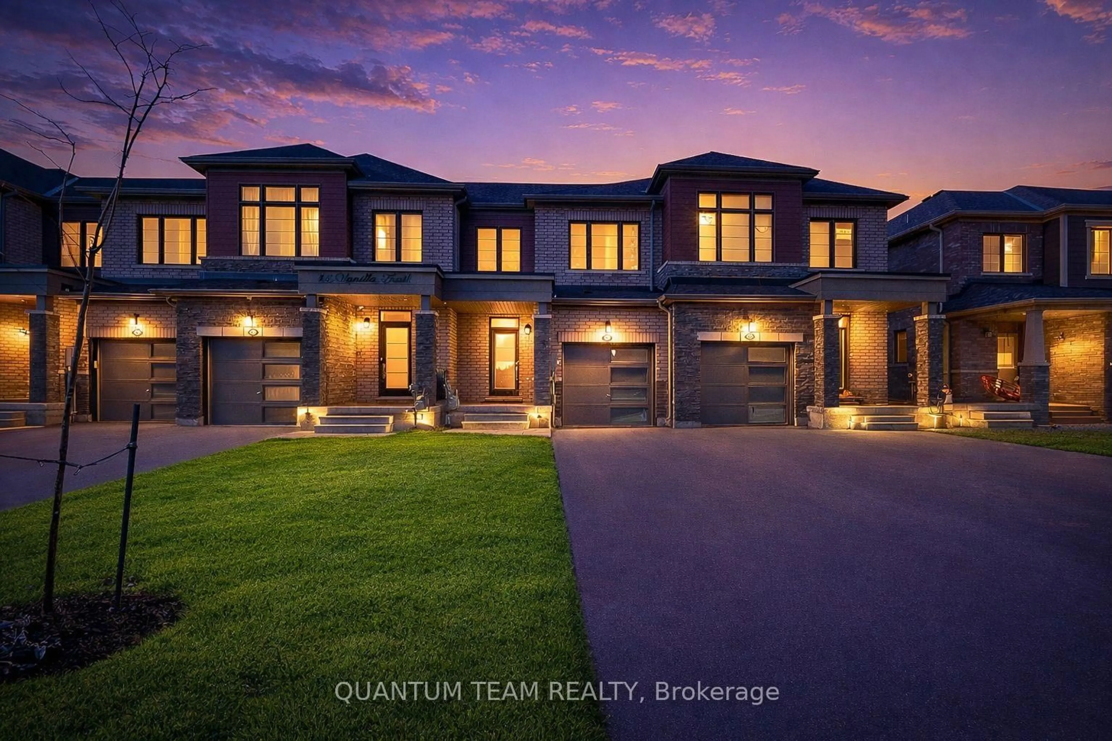 Home with brick exterior material, unknown for 41 Vanilla Tr, Thorold Ontario L2V 0K6