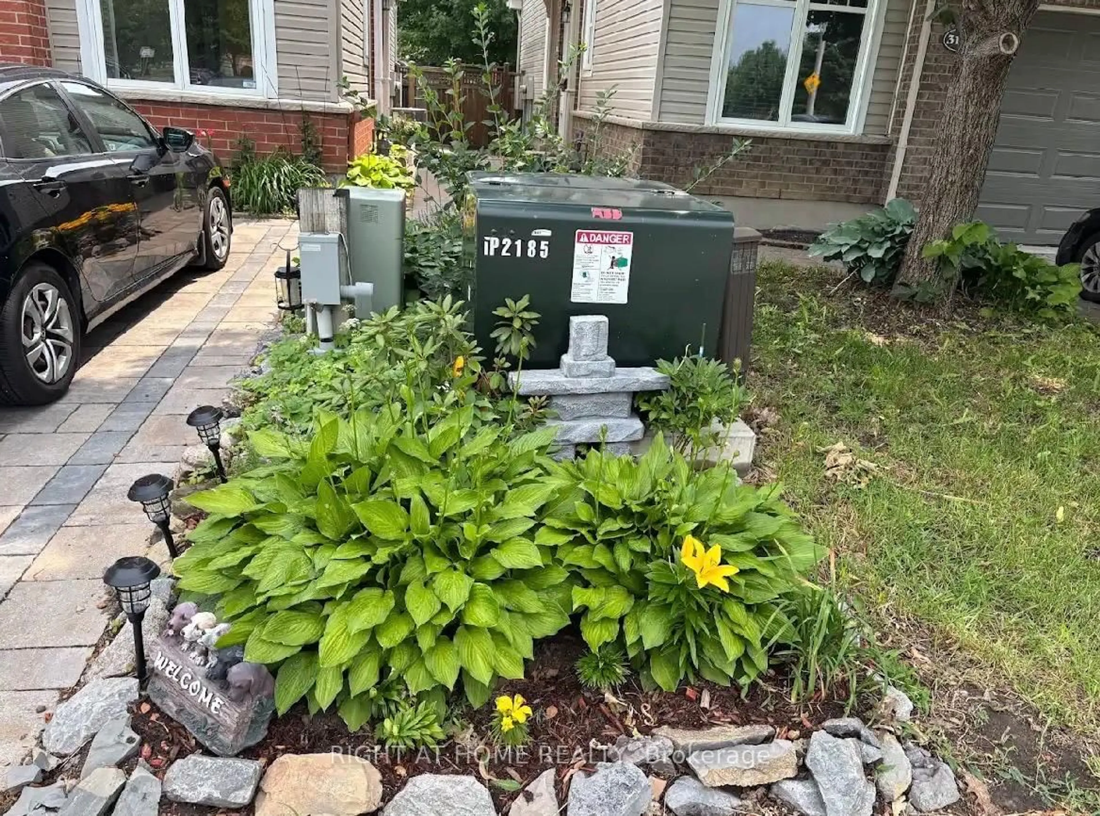 Unknown for 29 Cresthaven Dr #D, Ottawa Ontario K2G 6T8