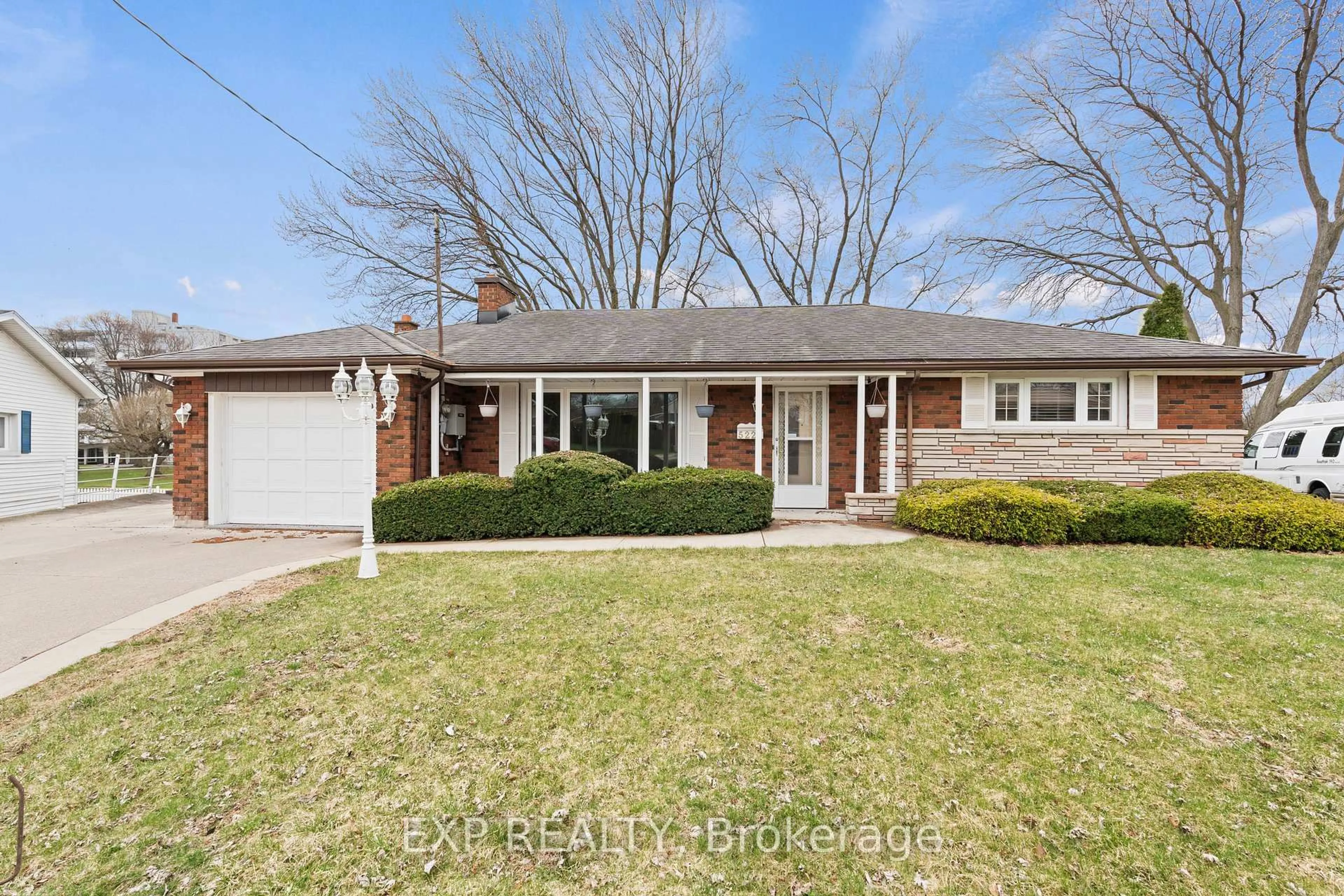 Home with brick exterior material, street for 5224 Timothy Cres, Niagara Falls Ontario L2E 5G3