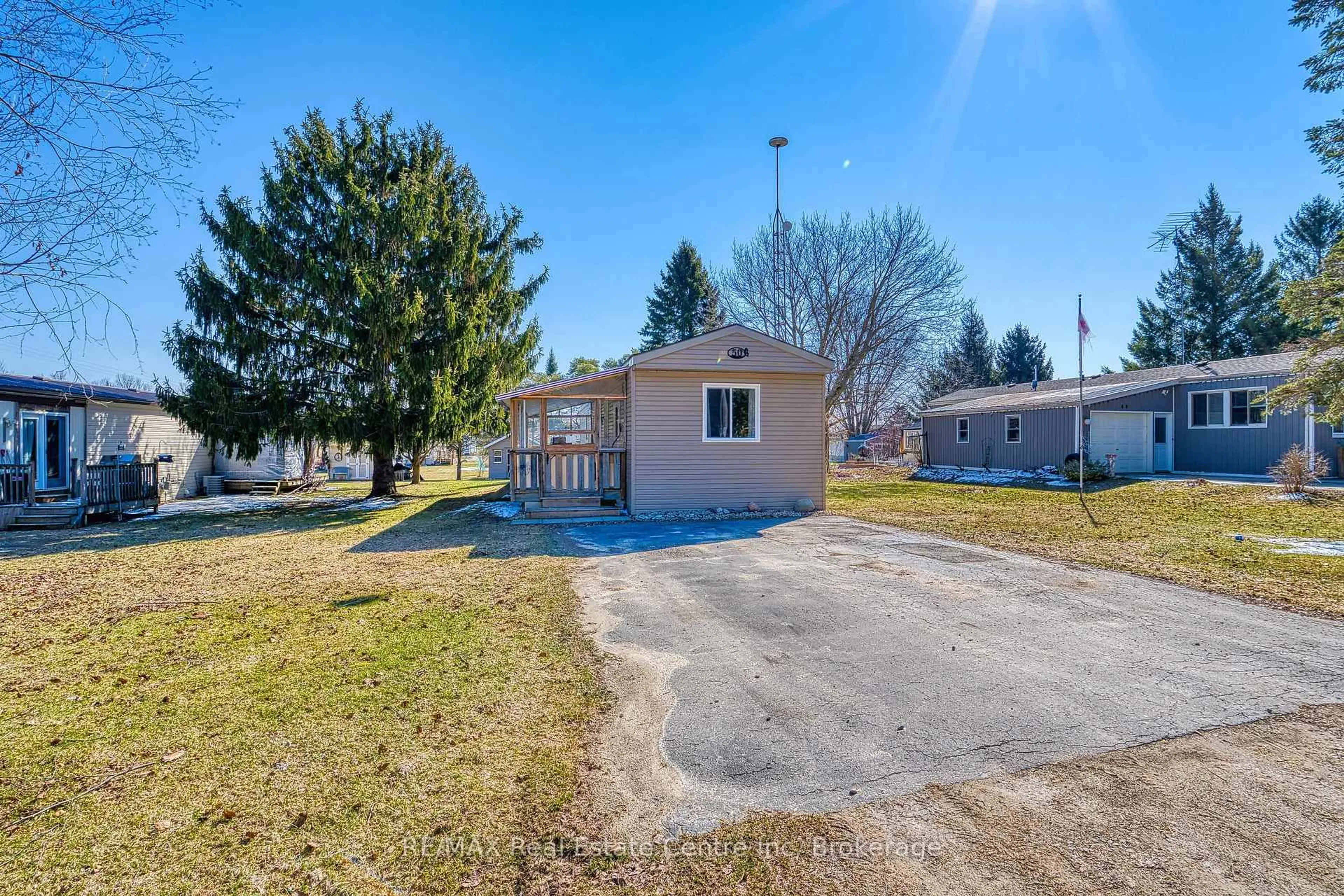 Unknown for 50 Fifth Ave, Wellington North Ontario N0G 2K0